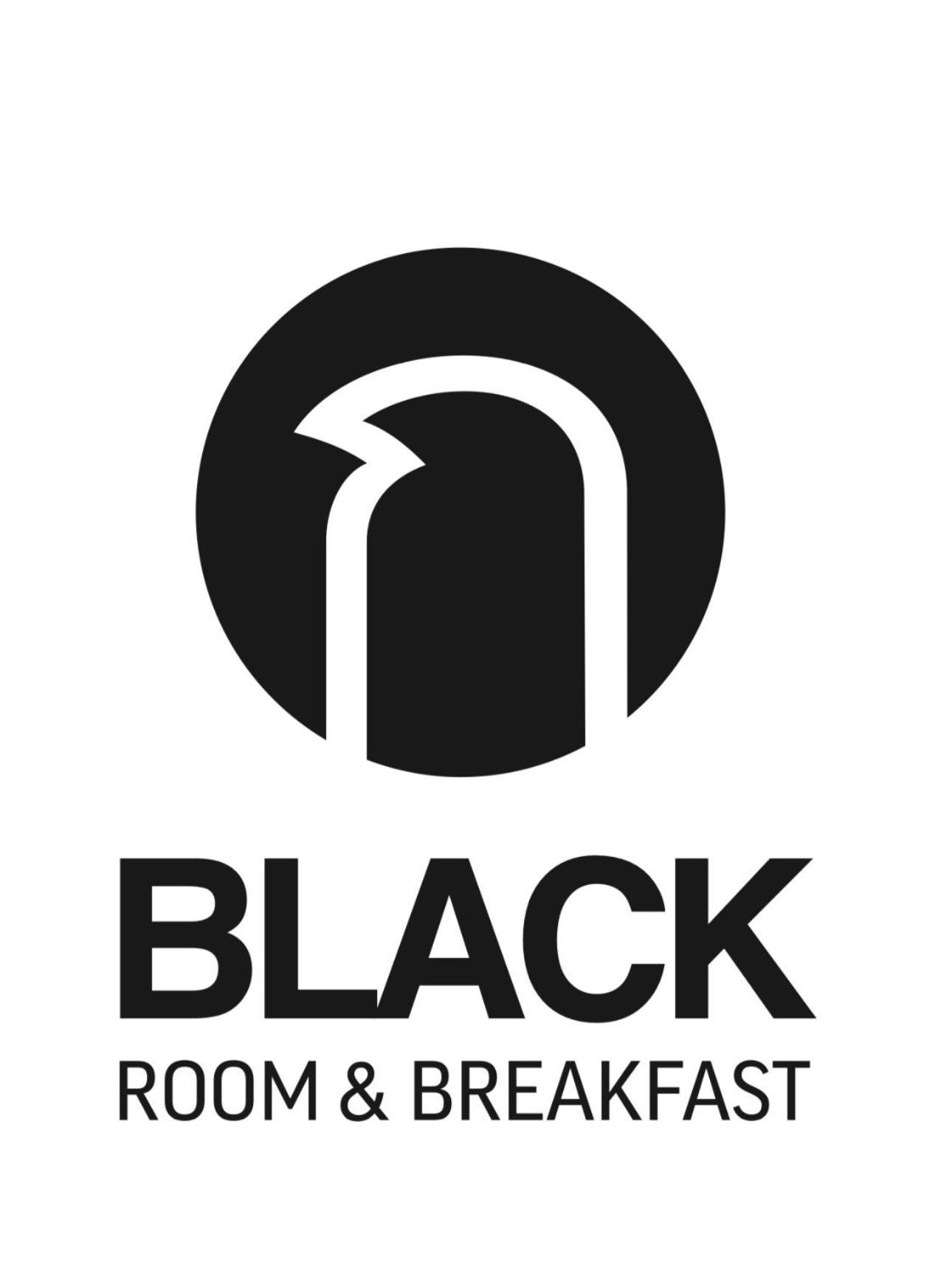 Black & Breakfast