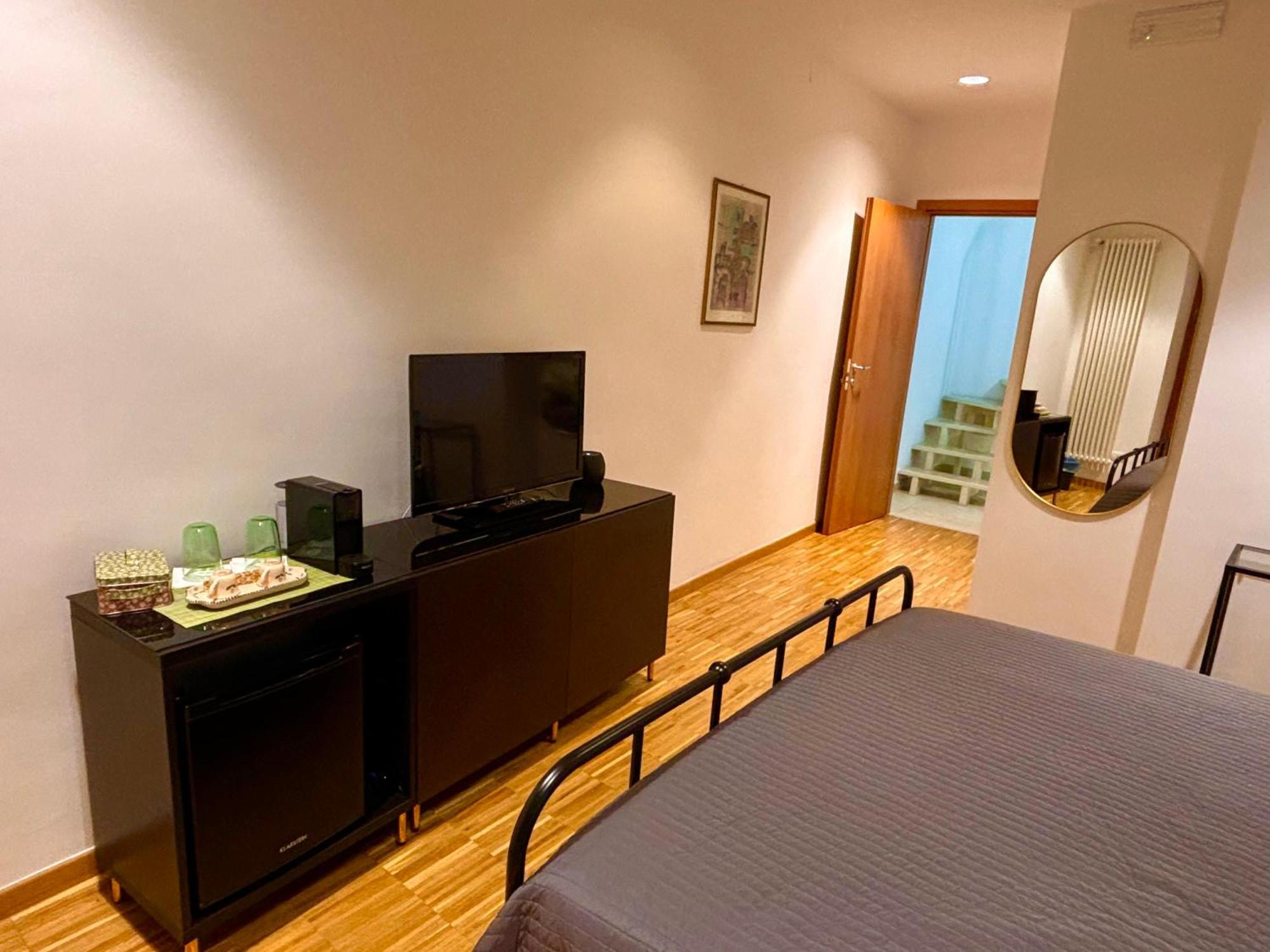 Guest house Dadu 14 *