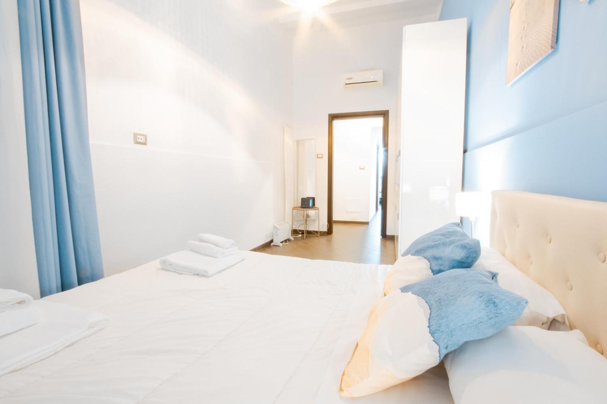Italy Apartment *
