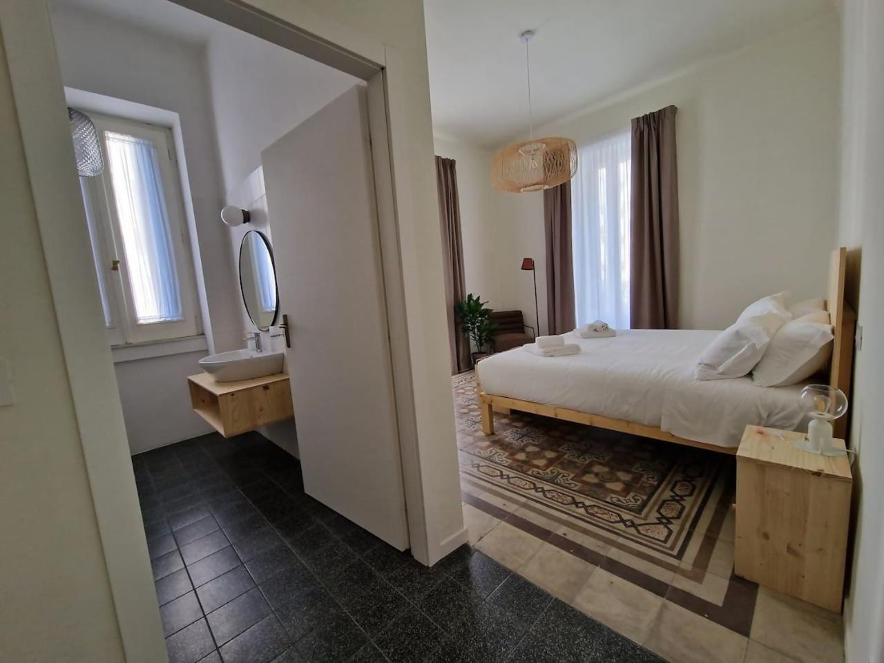 Lostabile & Coworking Guest house