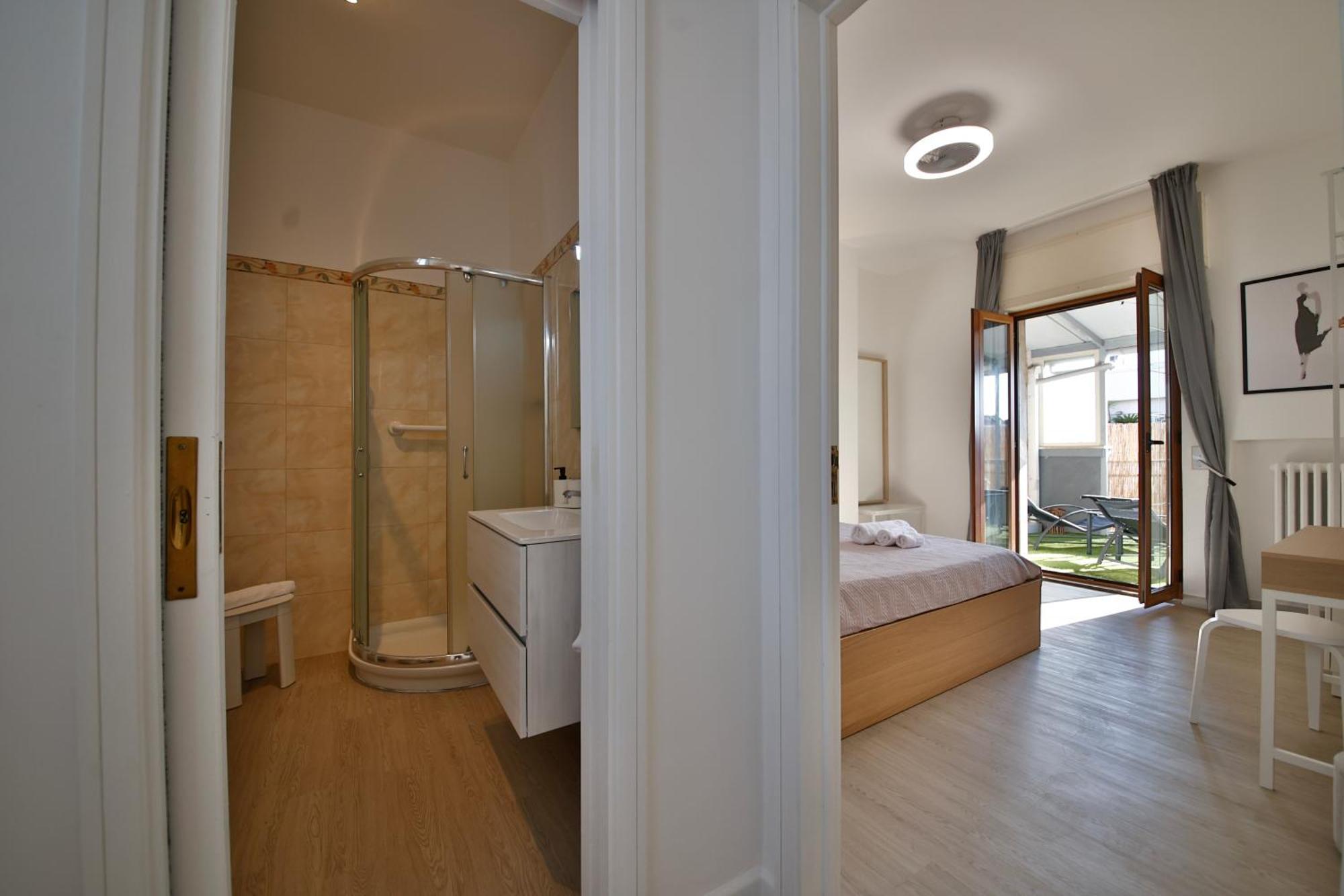 Atticoderossi A 500mt Da Stazione&centrostorico Apartment *