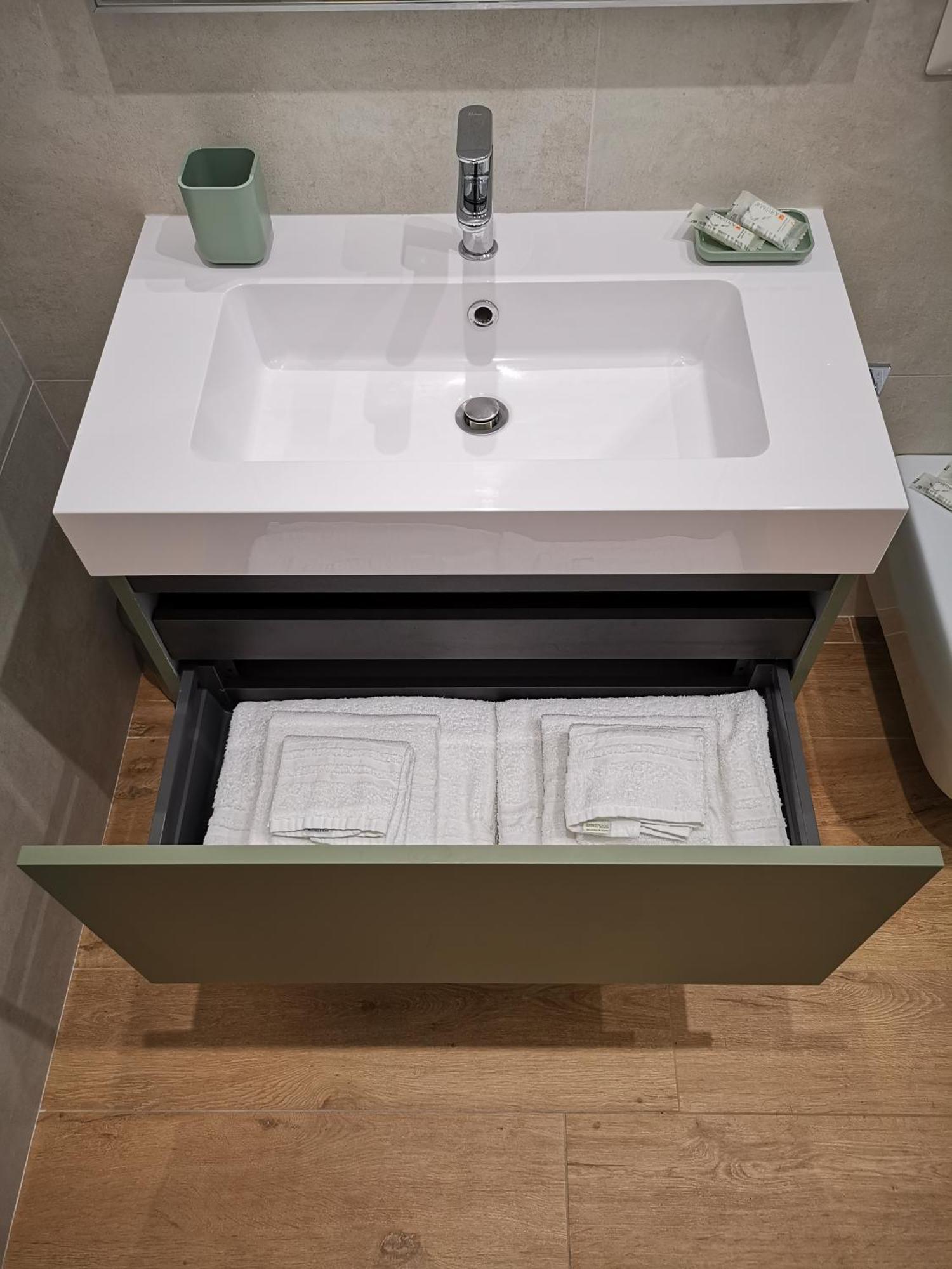 Cattaro 65 - Flexible Check-in Bari