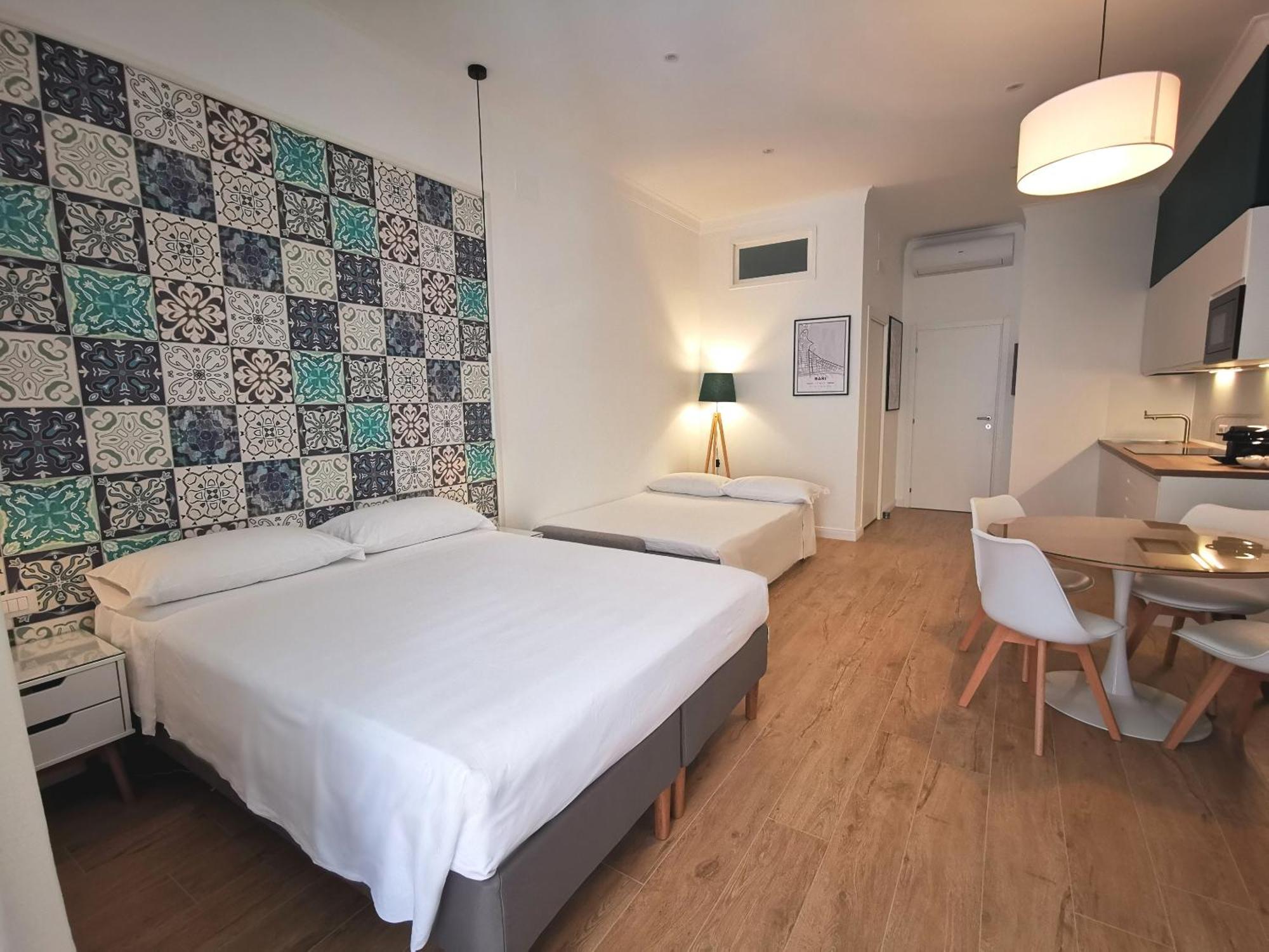 Cattaro 65 - Flexible Check-in Bari