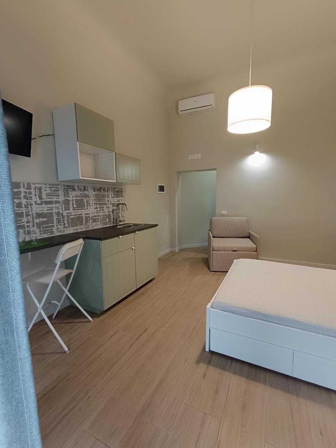 Simply House In Twin Apartment Bari