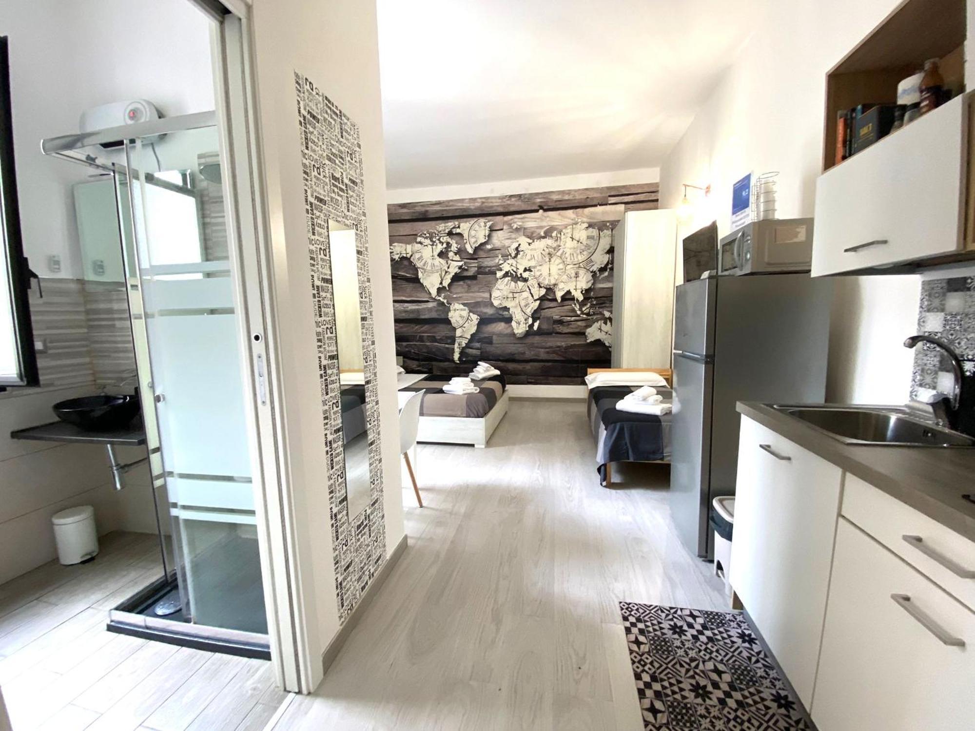 Newhouse Crispi 78