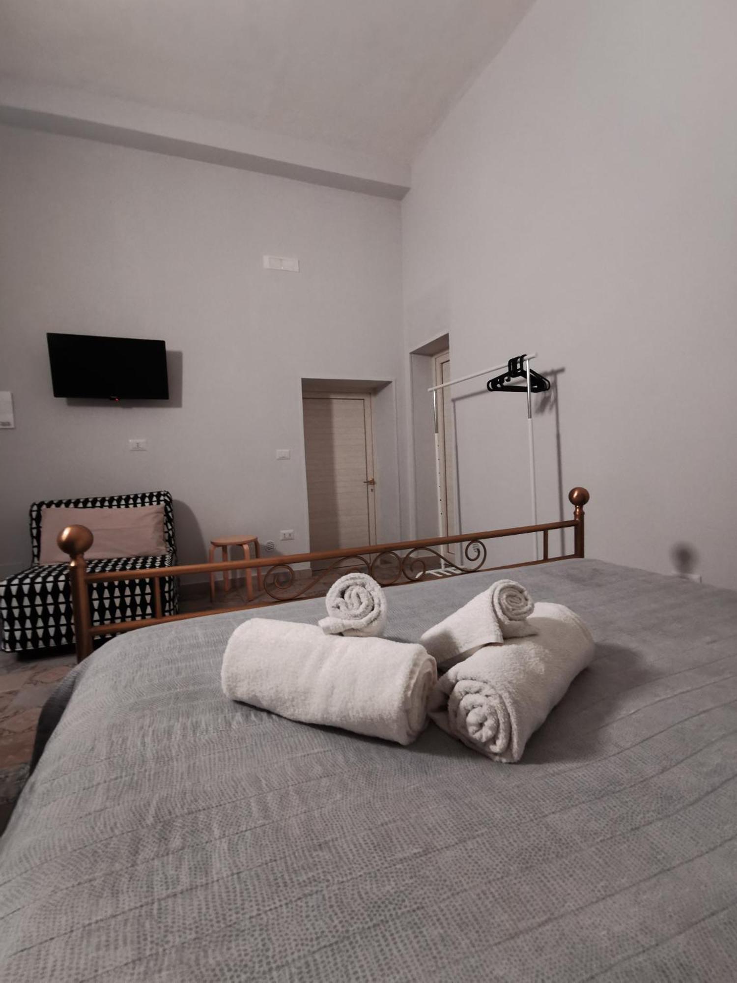 Whiteflower Apartment *
