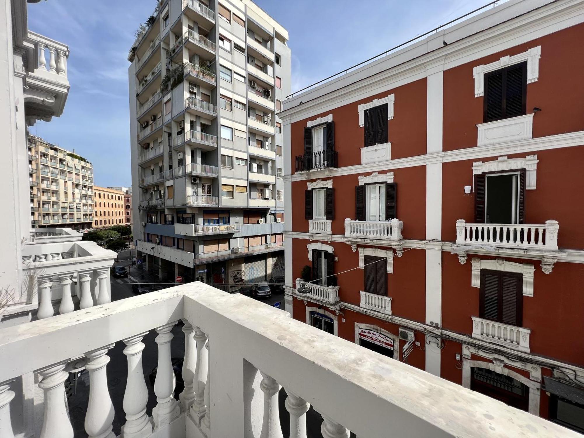 Palazzo Zippitelli * Bari