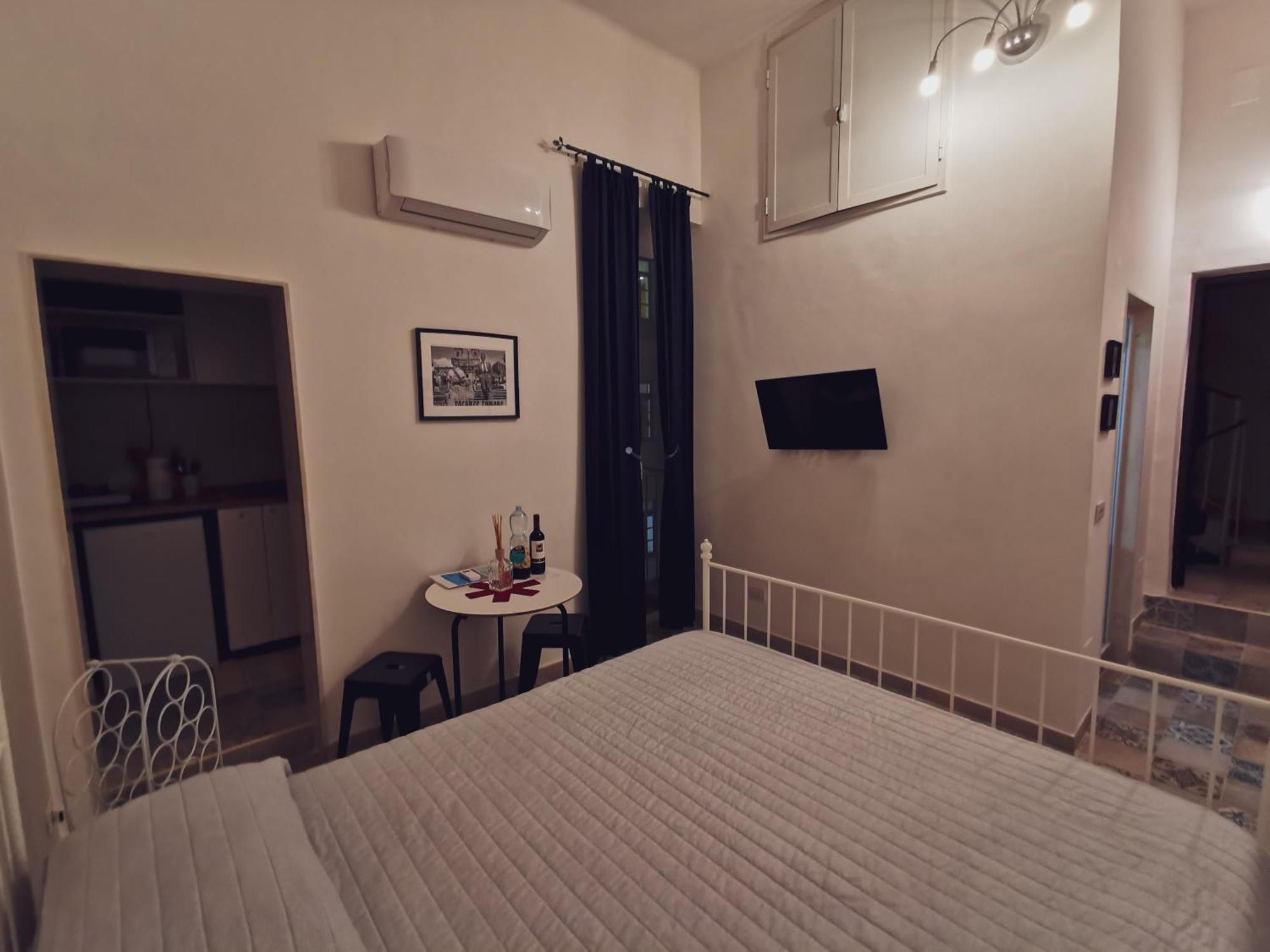 Whiteflower Apartment Bari
