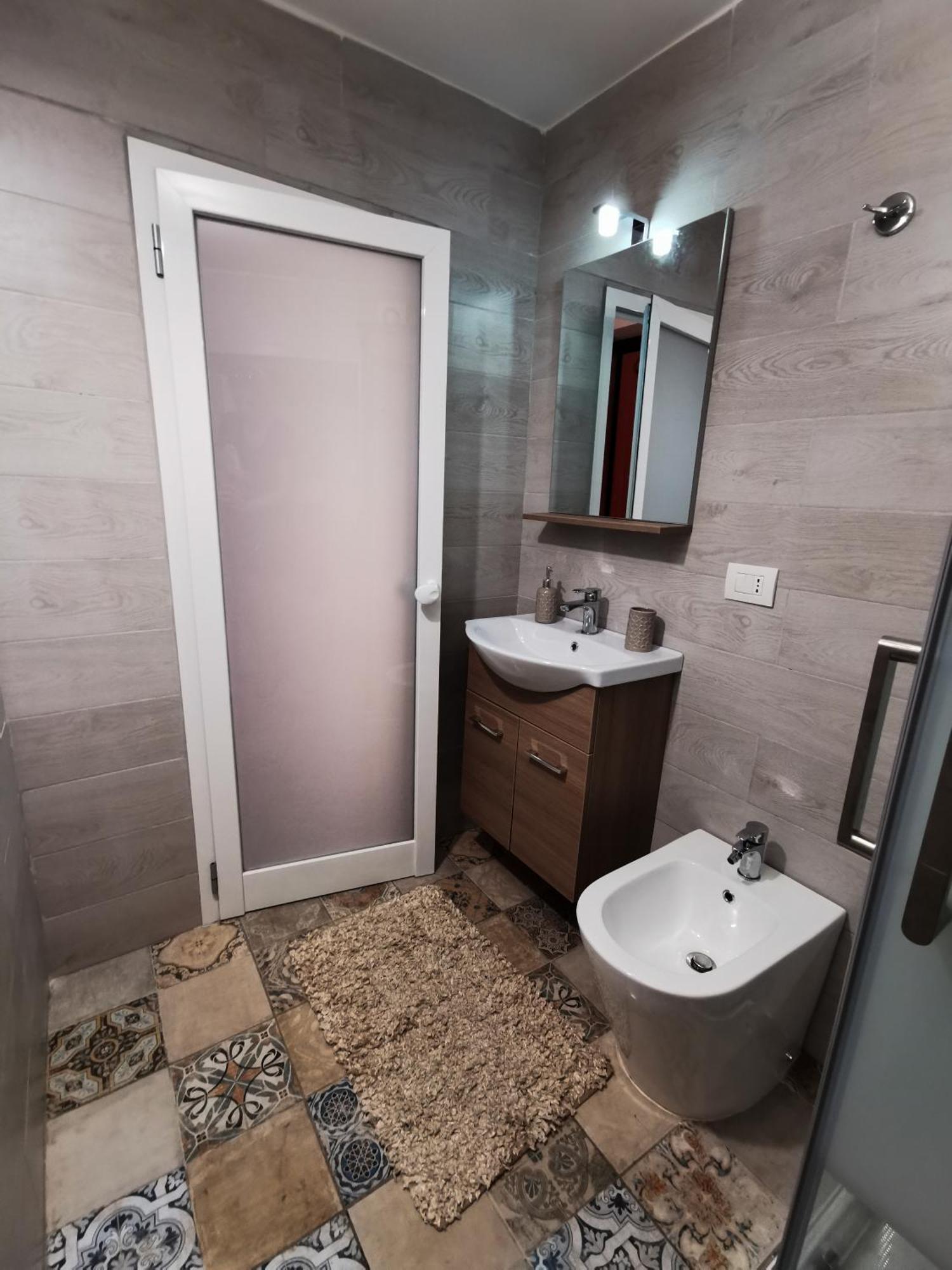 Whiteflower Apartment Bari