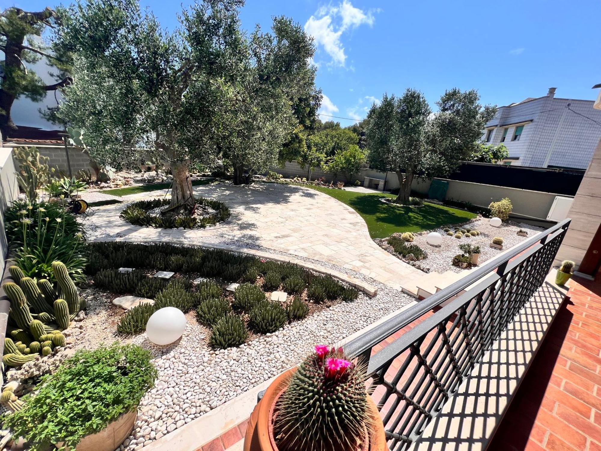 Bed & Breakfast La Rosa Blu Bari