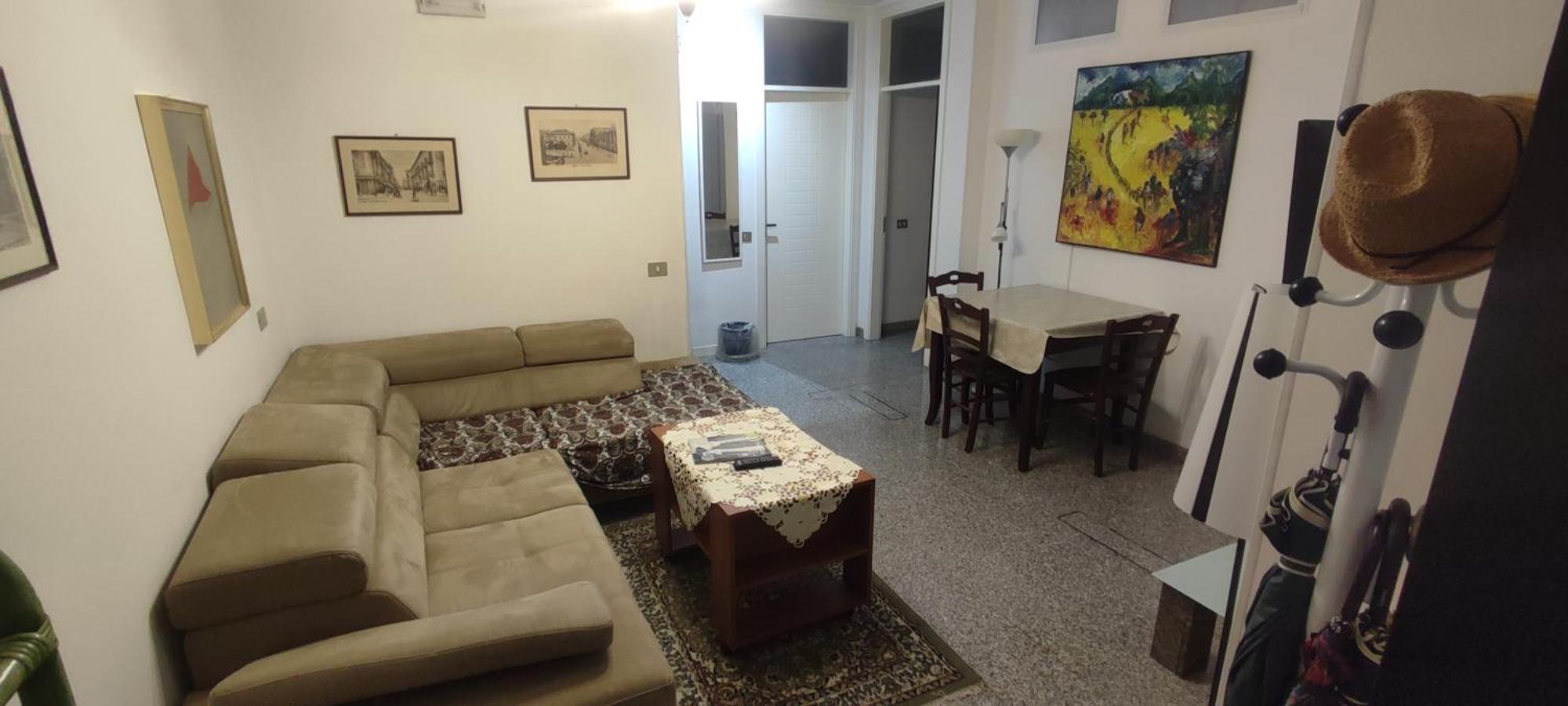 Apartment Castle Area Old Town Flat With Terrace And 2 Bari
