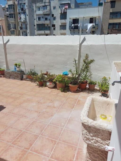 Characteristic Garibaldi Apartament Bari