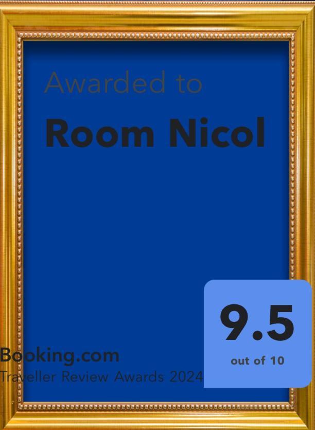 Nicol * Bari