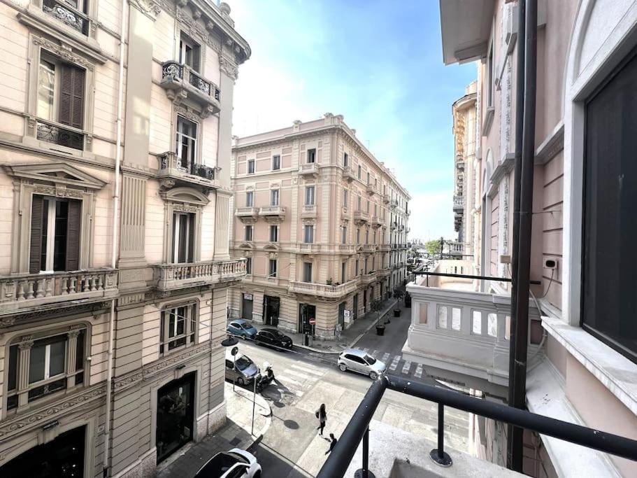 Apartment Hopper-bozzi 59 *