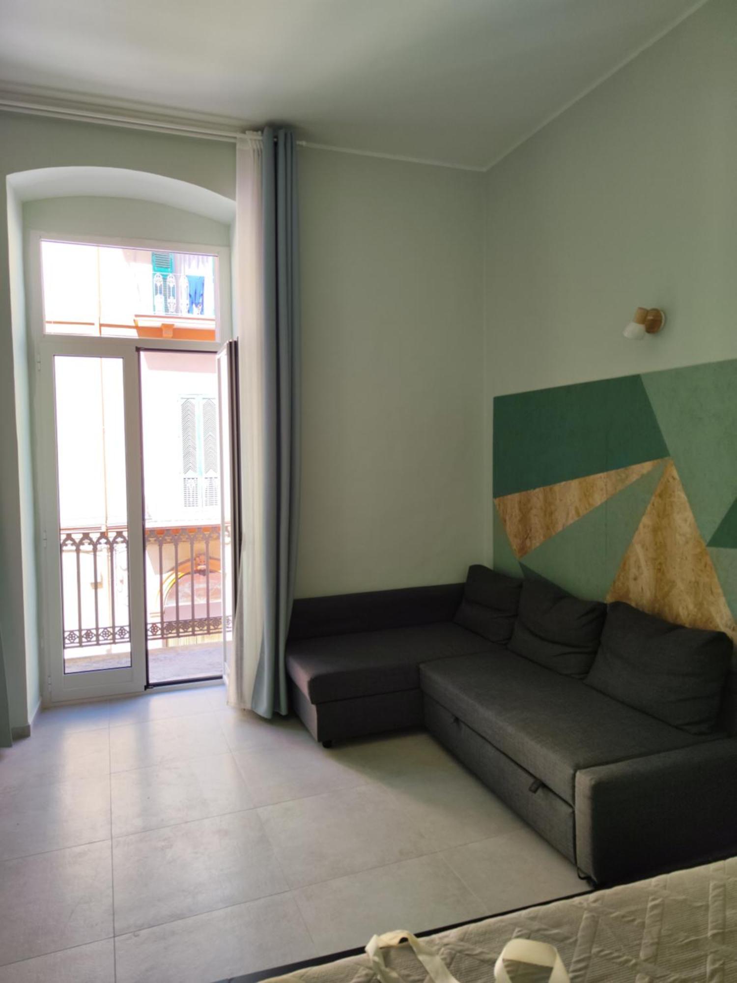 Mistral130 Apartment