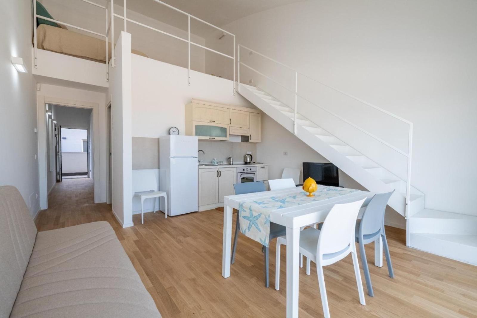 Angelina House - Sea Front Loft Apartment Bari