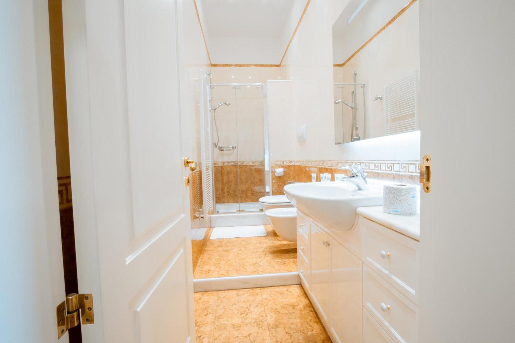 Dimora Adua Apartment Bari