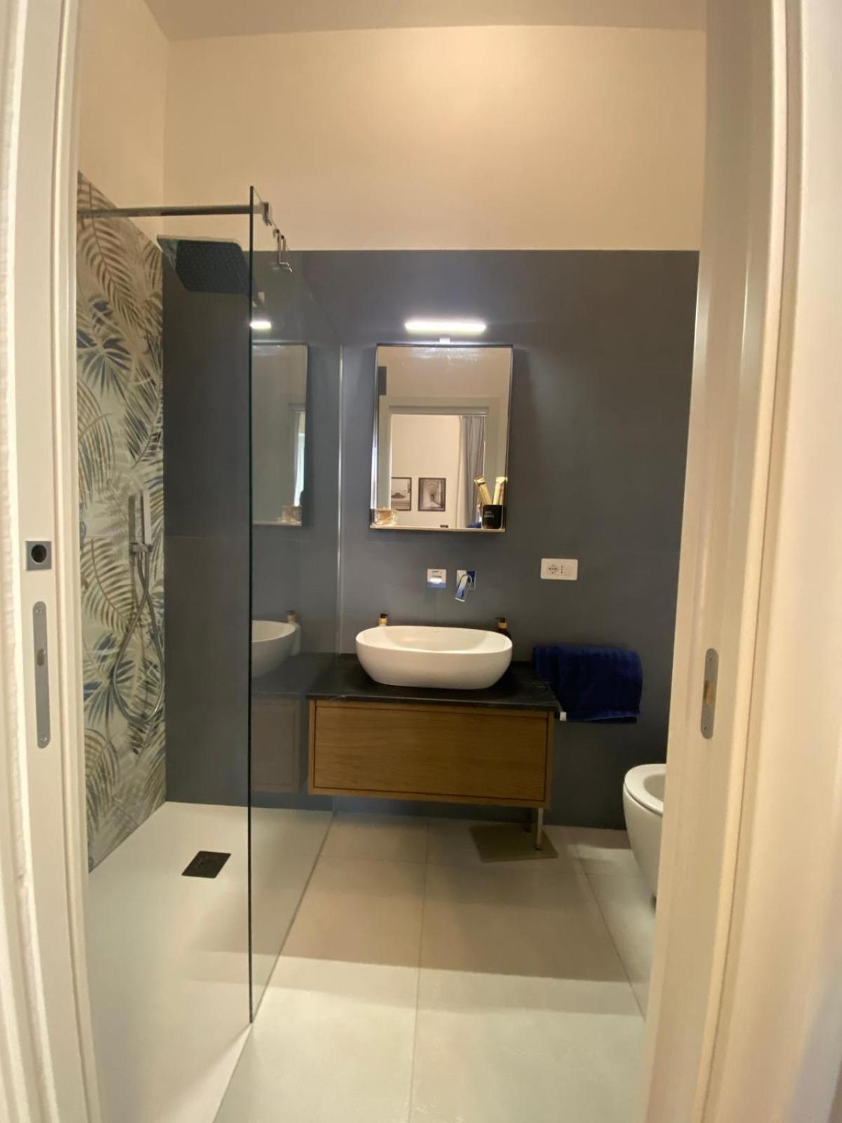 Manzoni 116 Bari