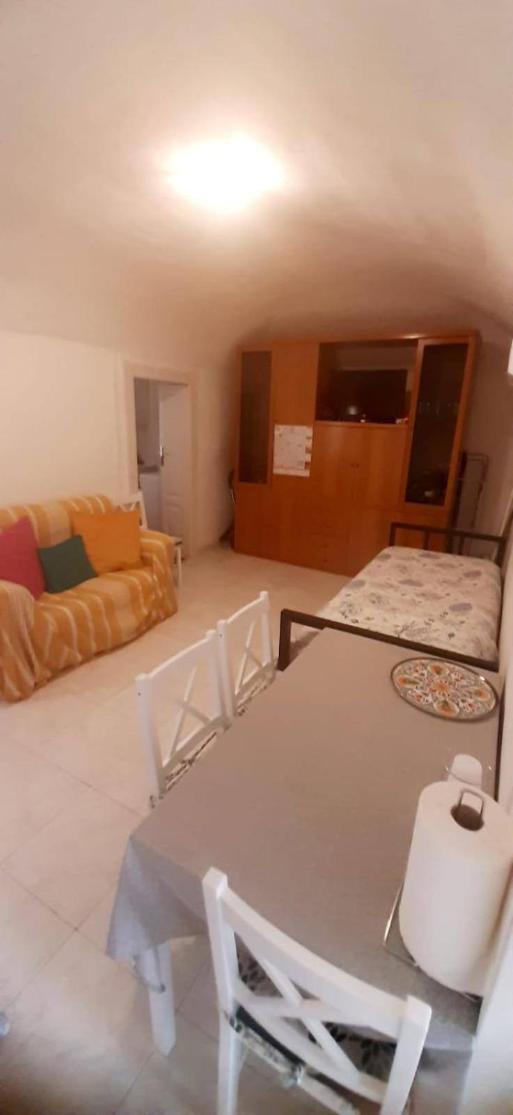 Casa Mariella Apartment *