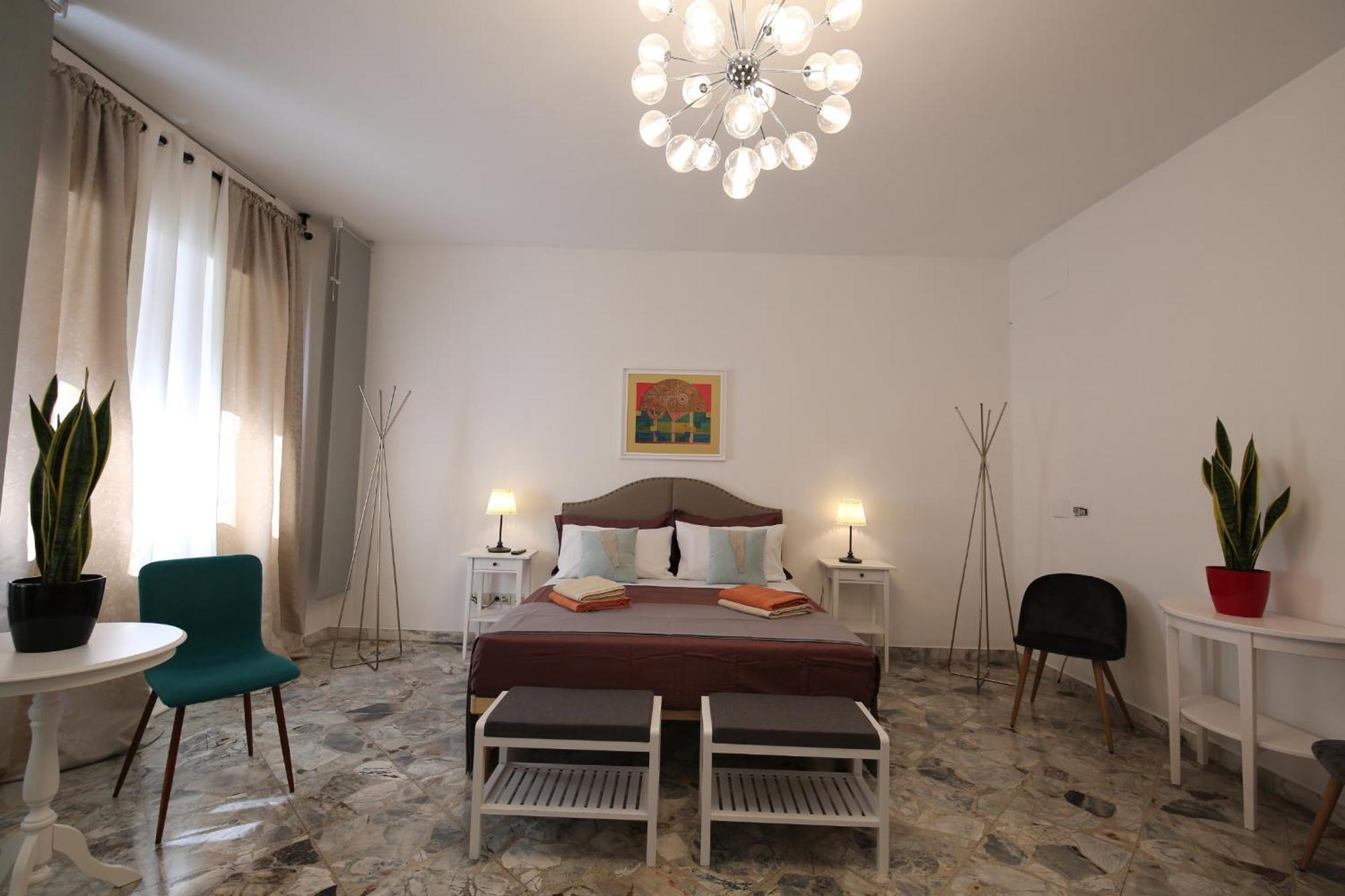 _ Cavour 156 & Savoia _ Guest house