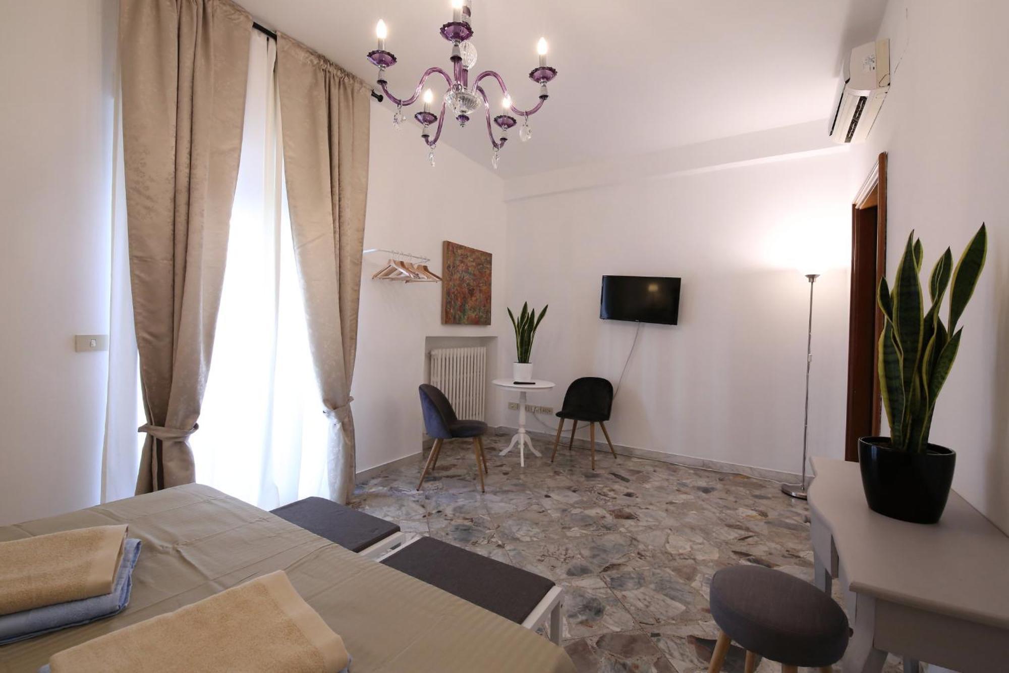 _ Cavour 156 & Savoia _ Guest house Bari