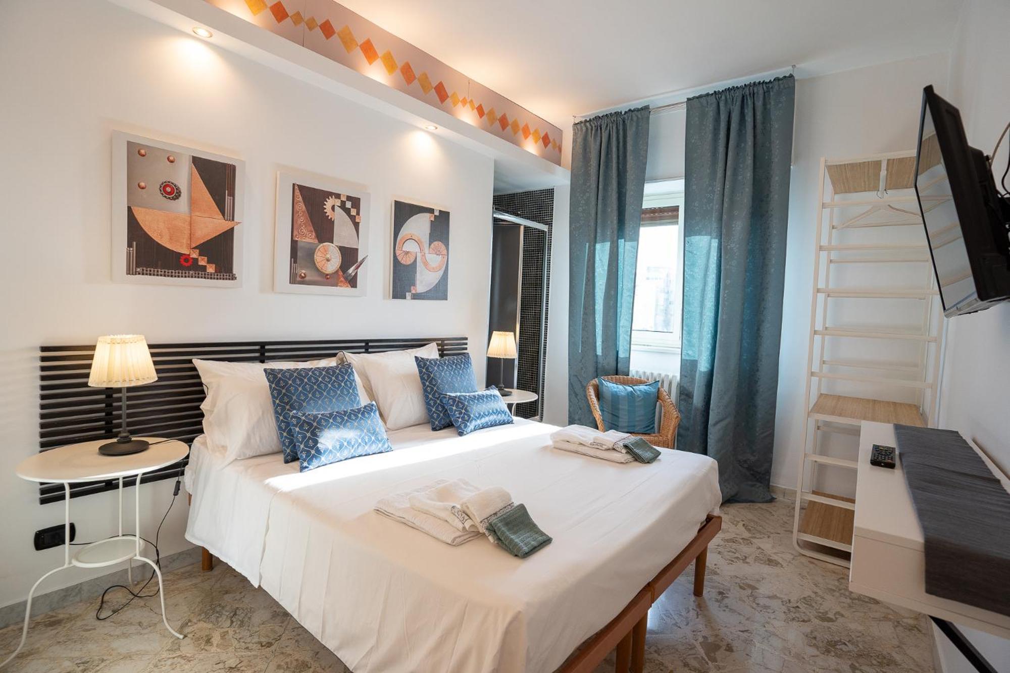 Guest house _ Cavour 156 & Savoia _