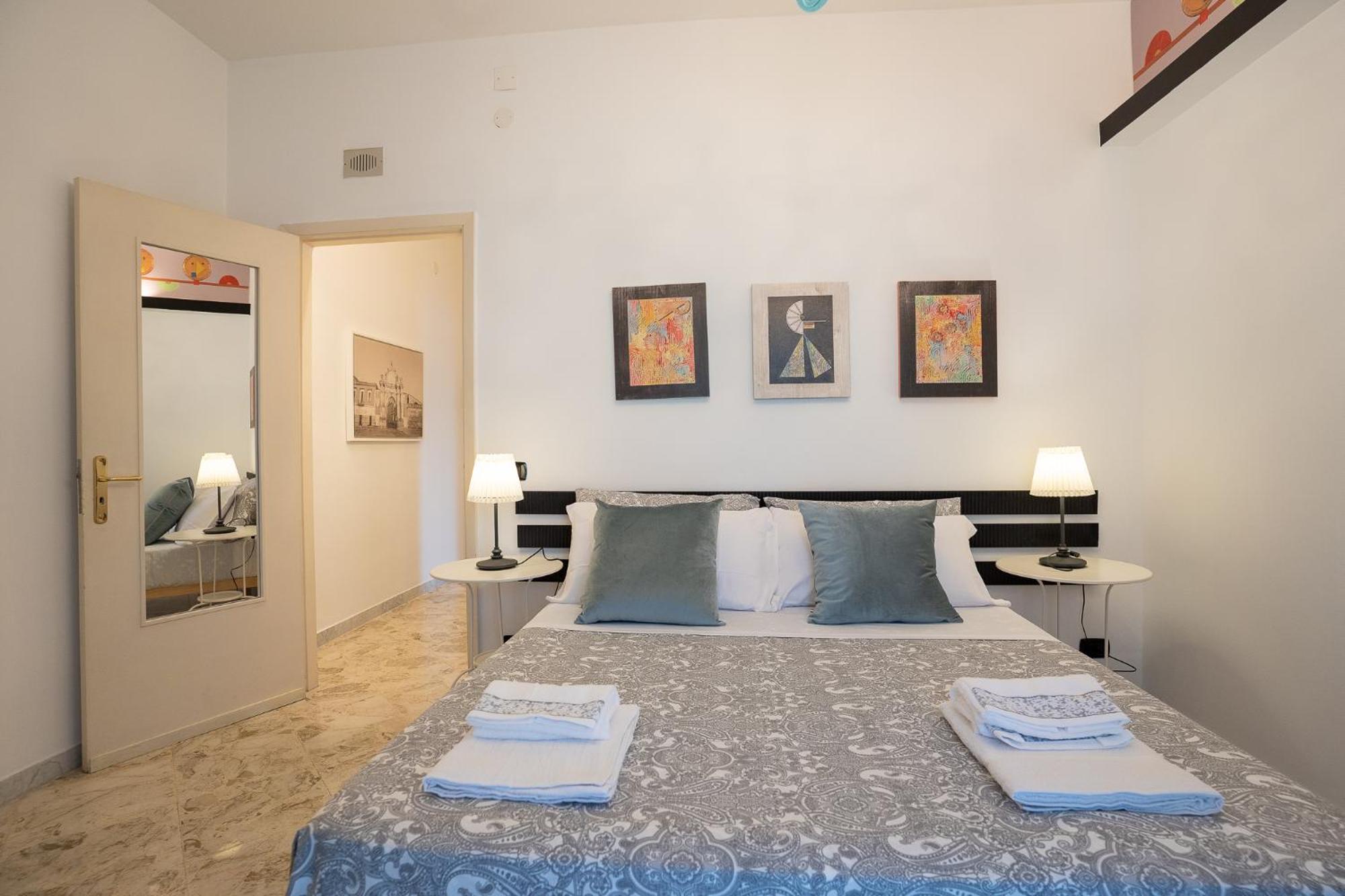 _ Cavour 156 & Savoia _ Guest house