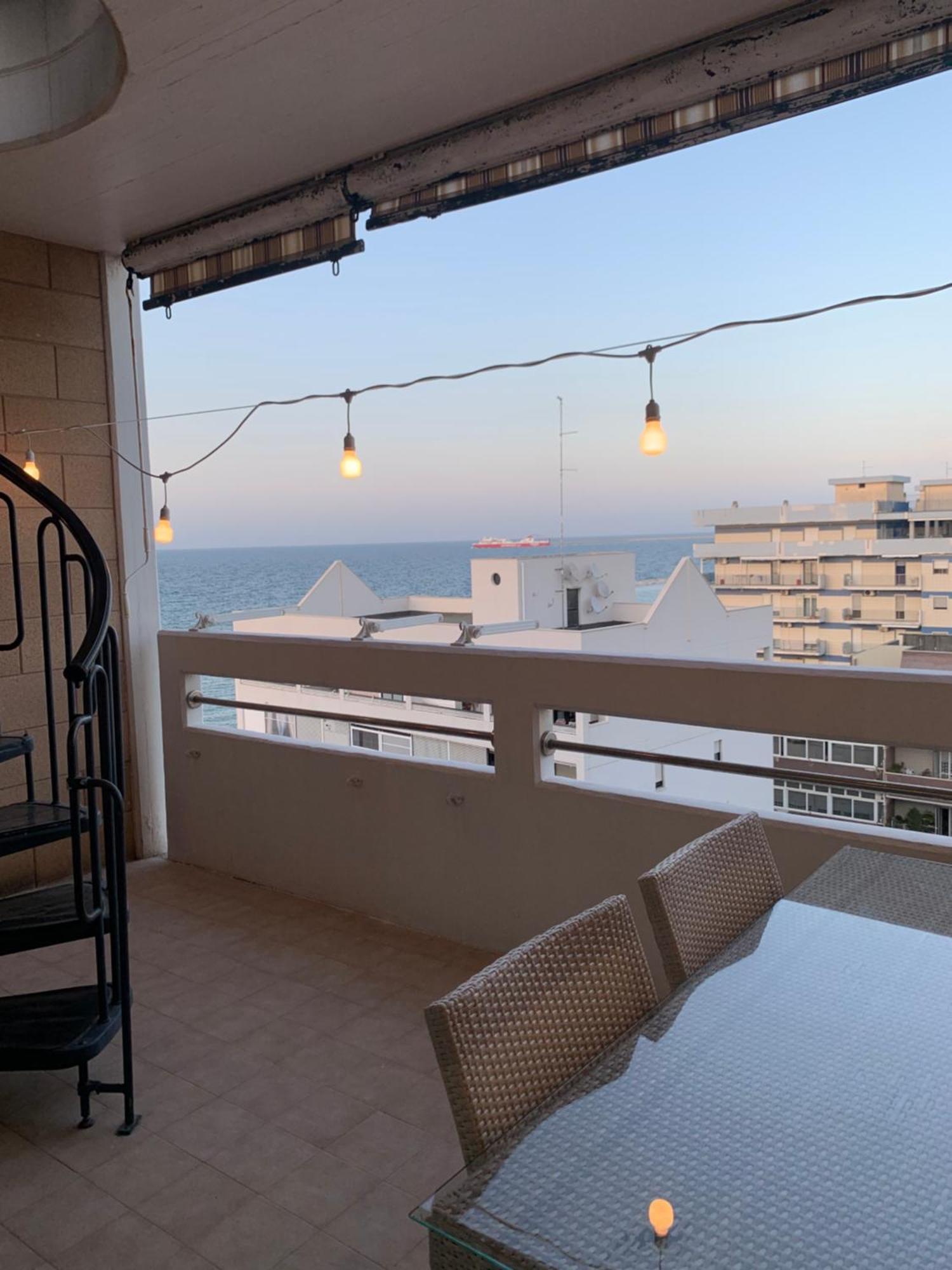 Casa Fronte Mare Apartament
