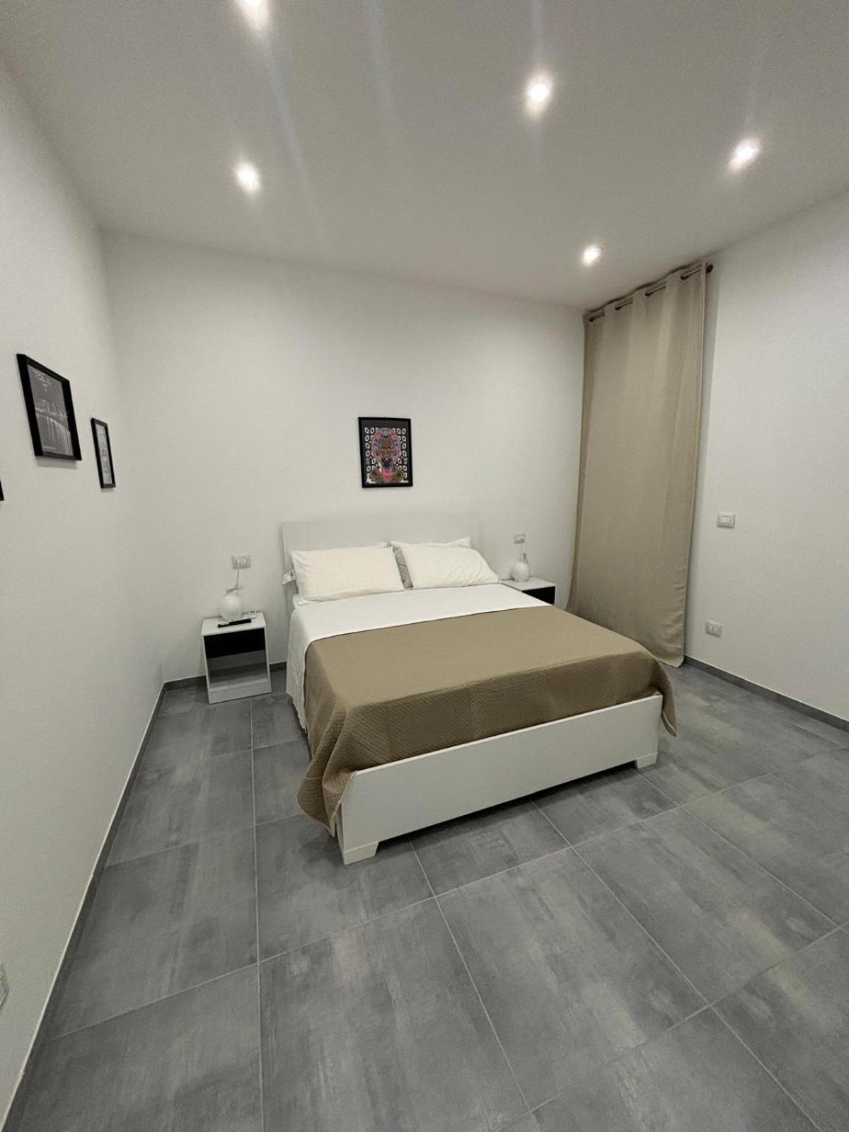 Nhà nghỉ Eroi Del Mare Bari