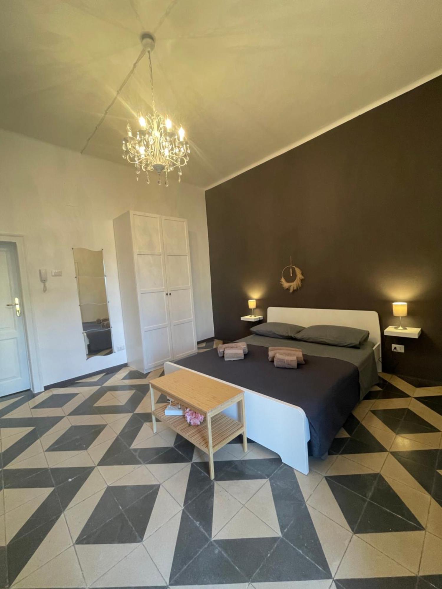 Casa de hóspedes Hermes 14 *