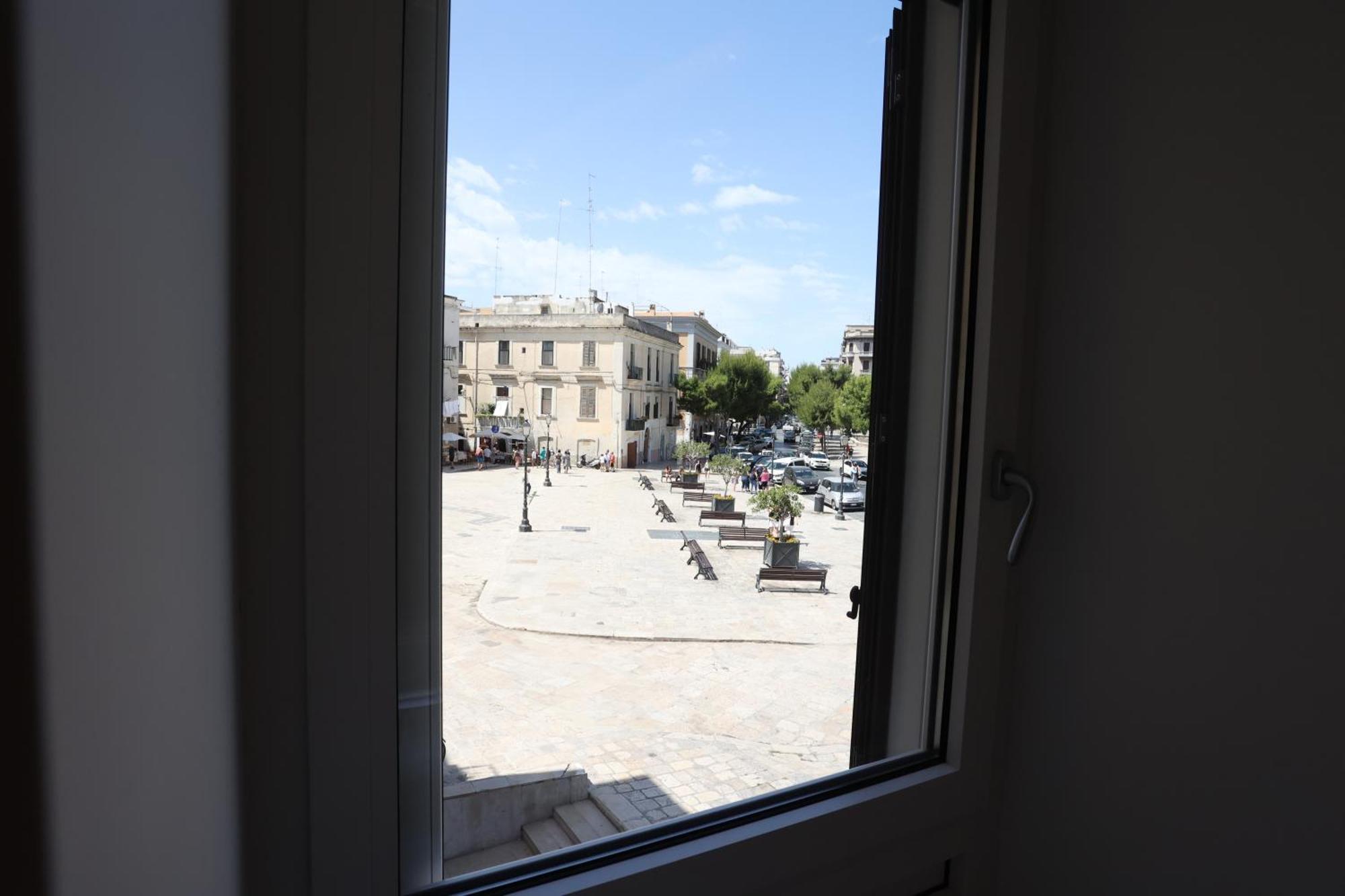New Opening! - Laus Castello Svevo Design 1 *