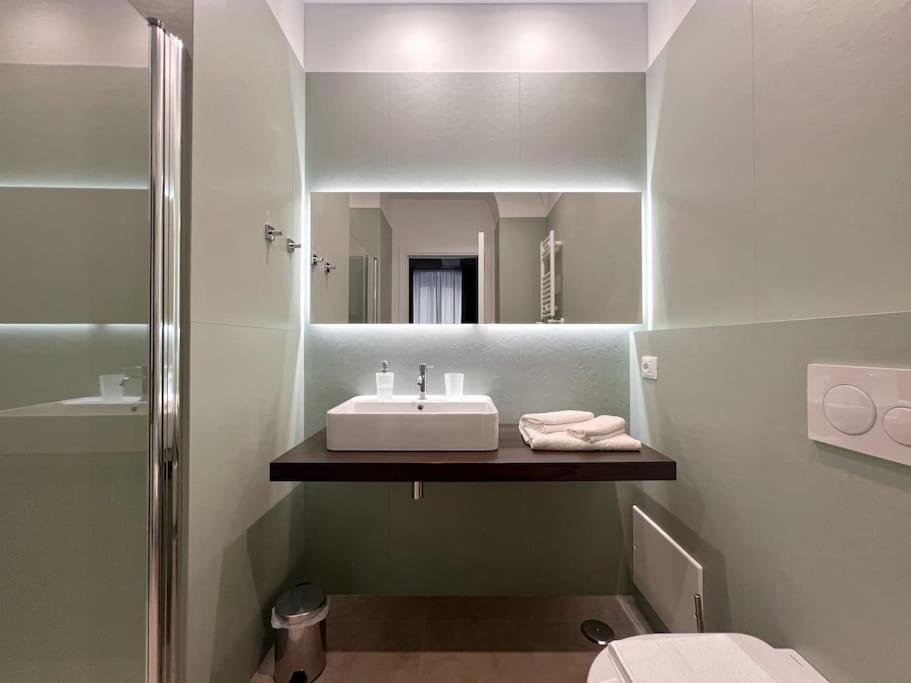 Casa Marmitta - Charming In Downtown Apartment Bari