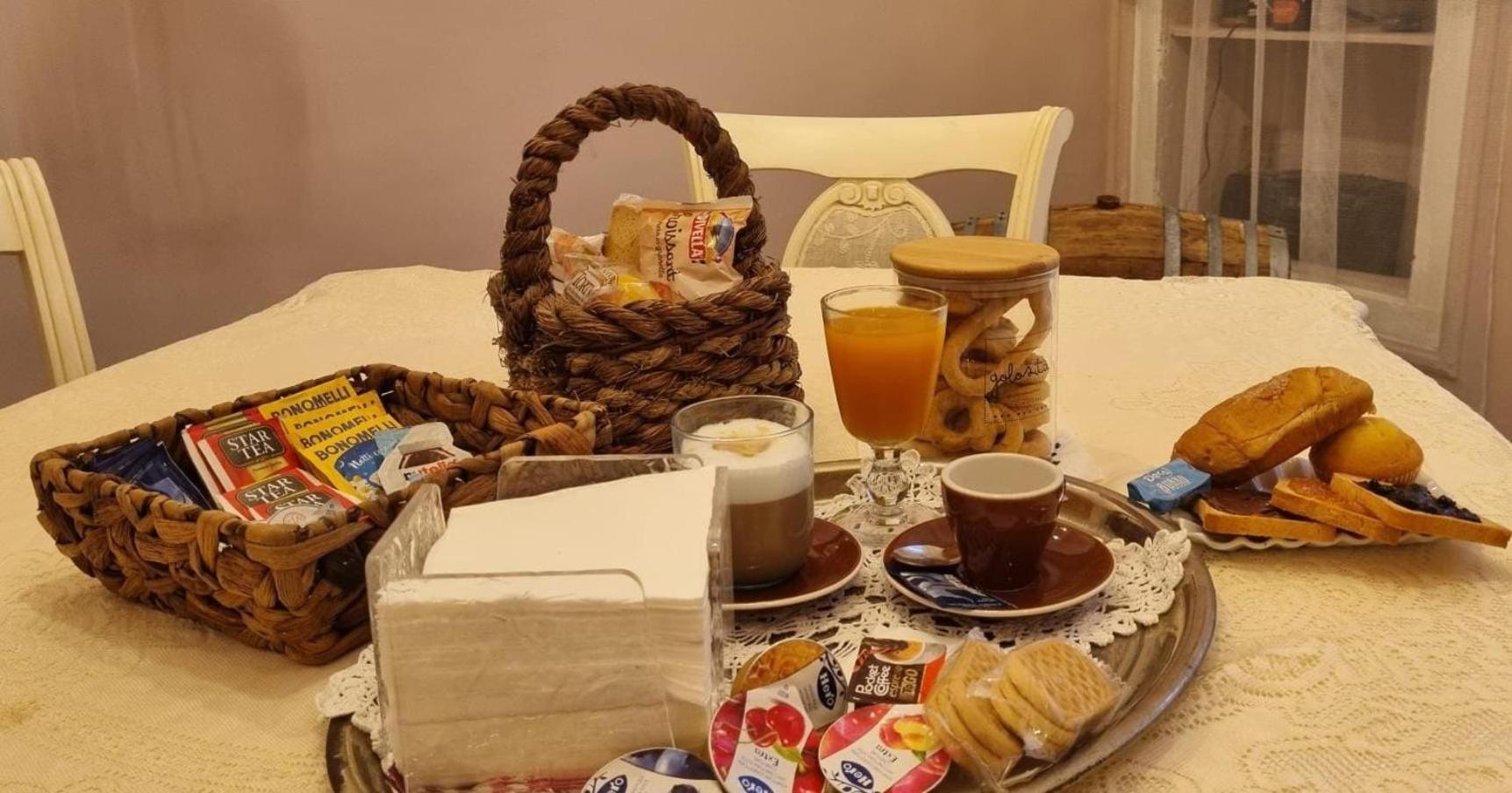 Enza Domus Căn hộ Bari