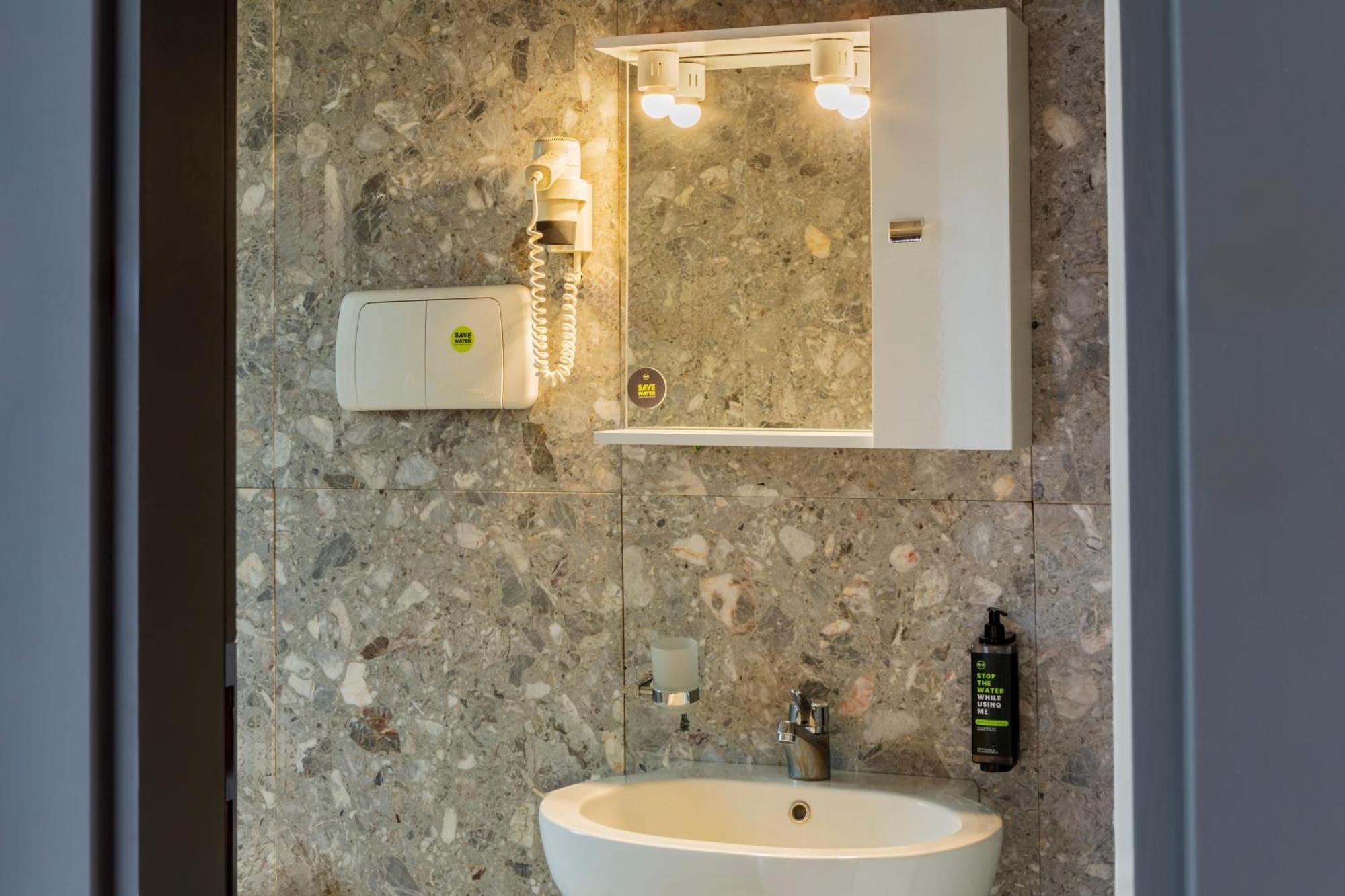 Rondo Hotel 3*