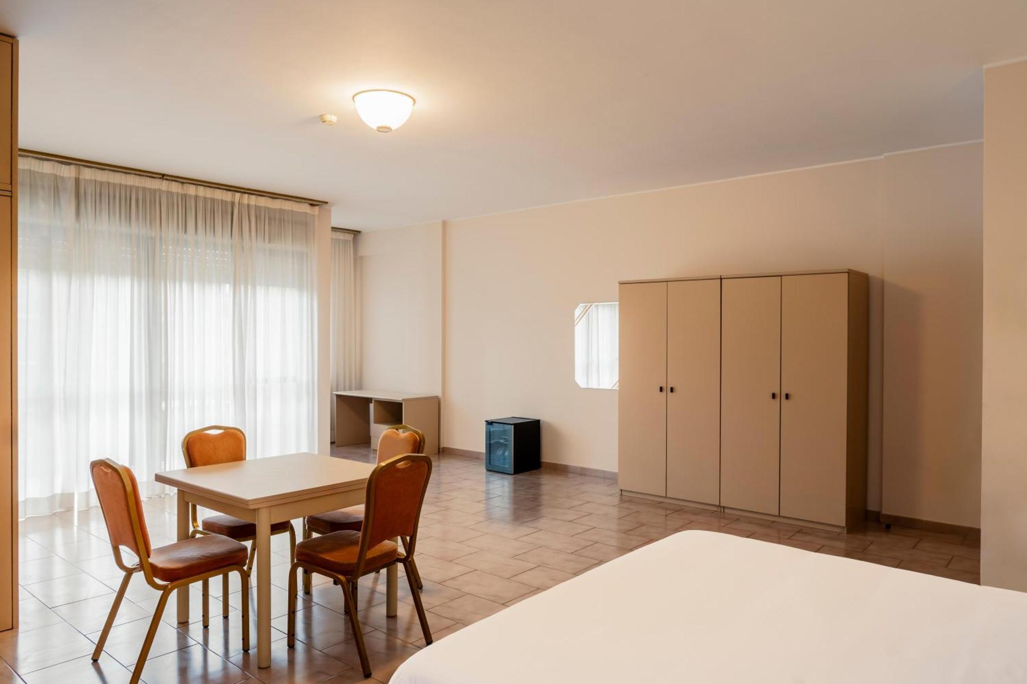 Hotel Rondo 3*