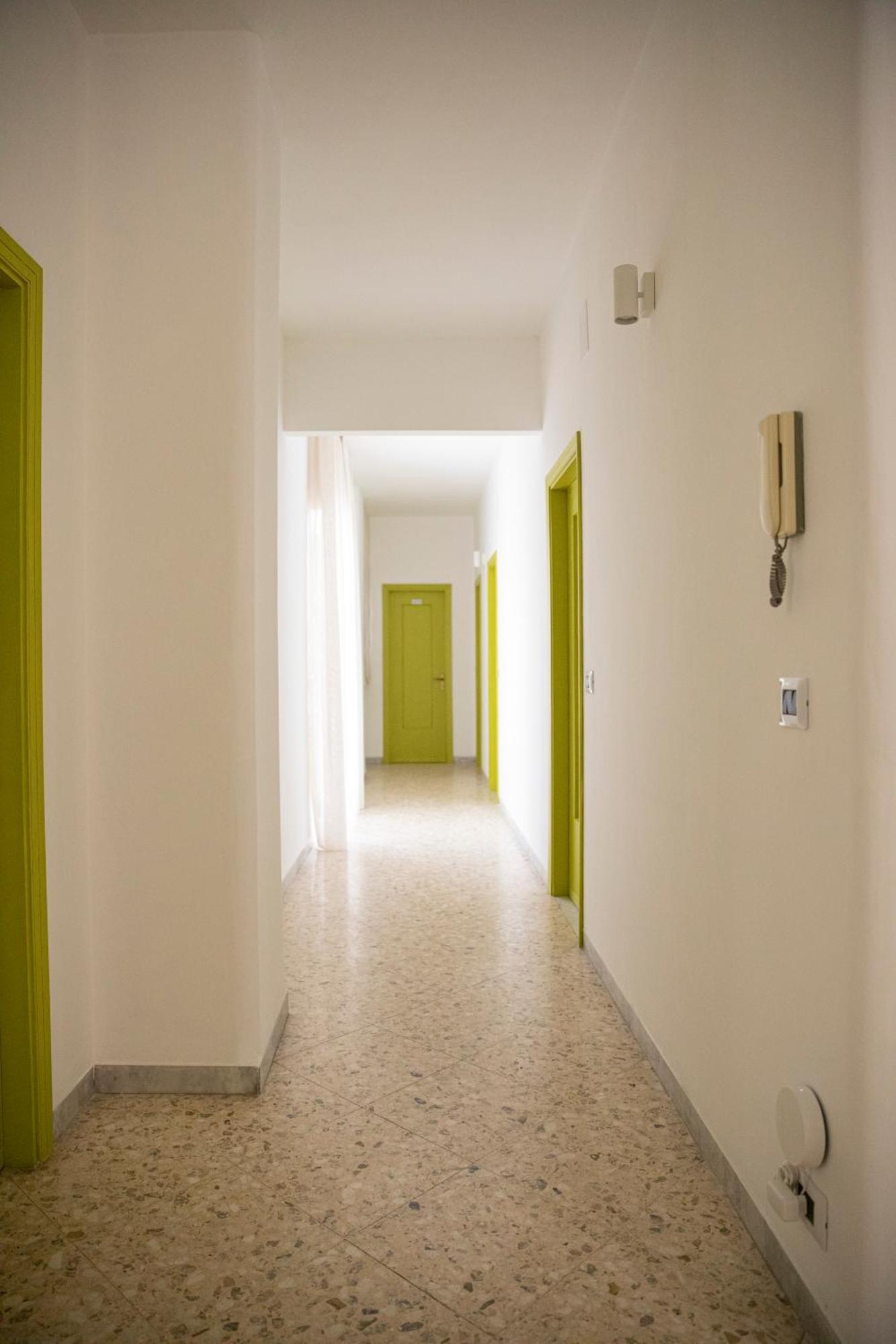 Green * Bari