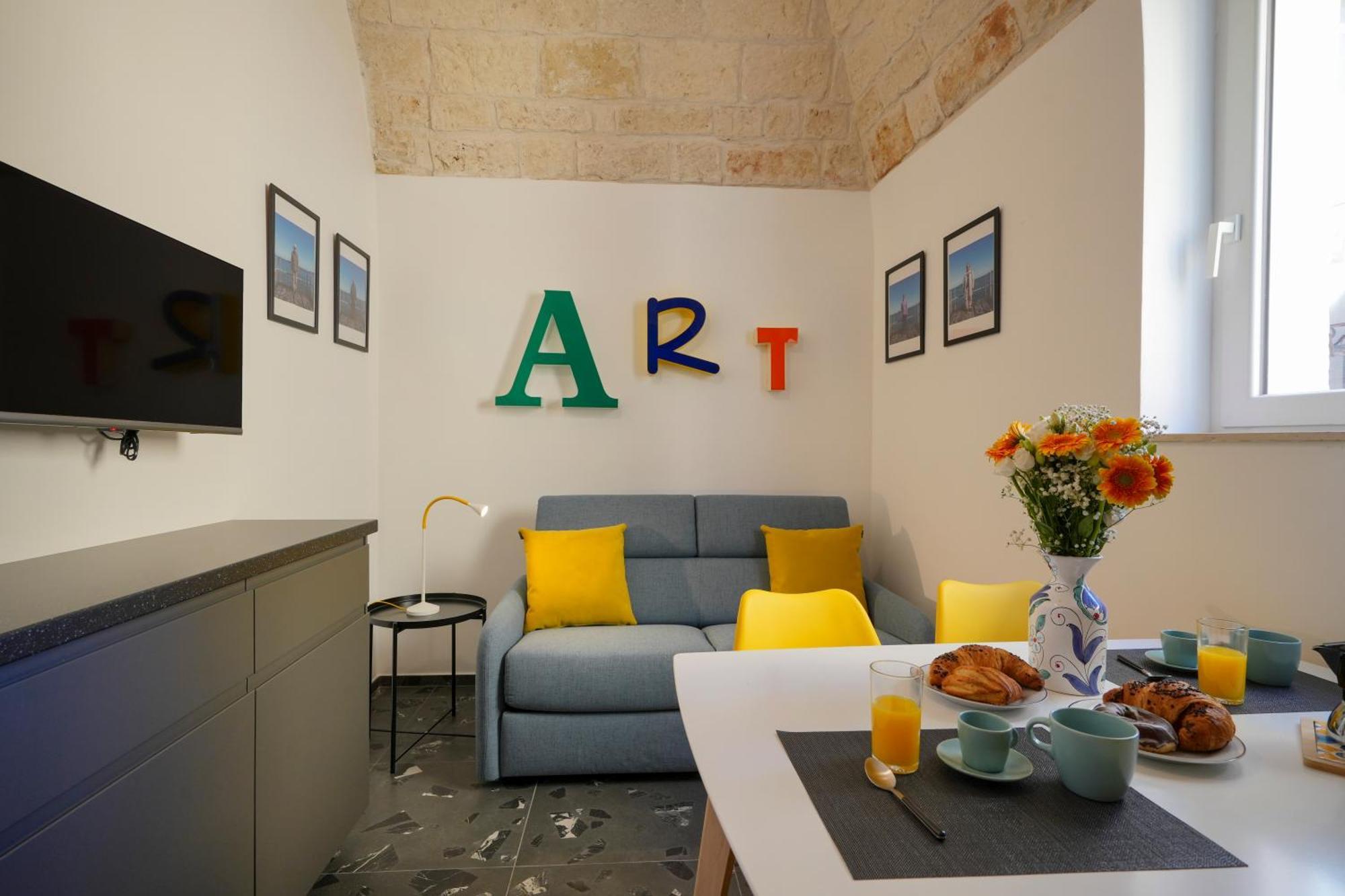 Stayart - Contemporary For Travellers