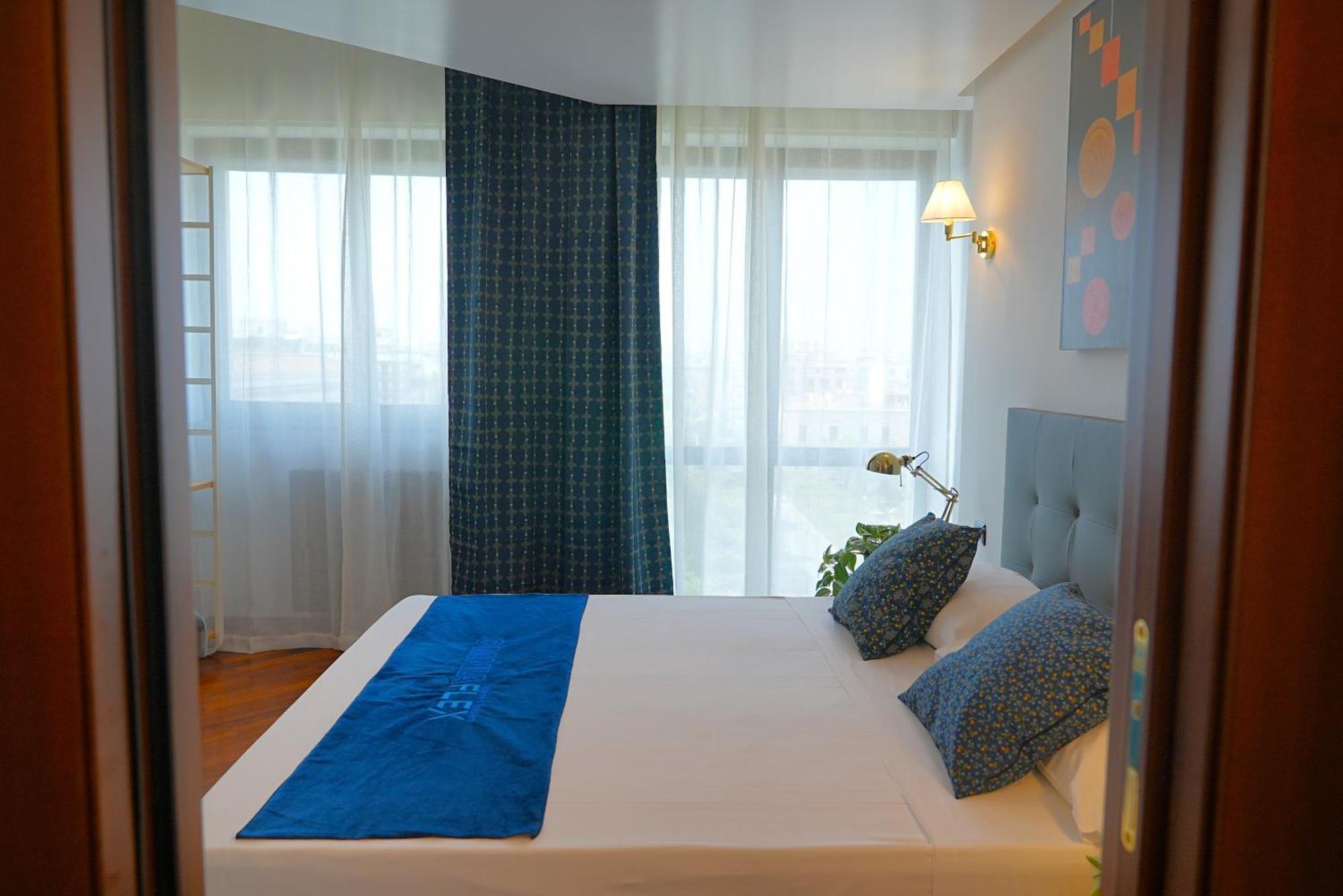 & Premium - Centro - Stazione * Bari
