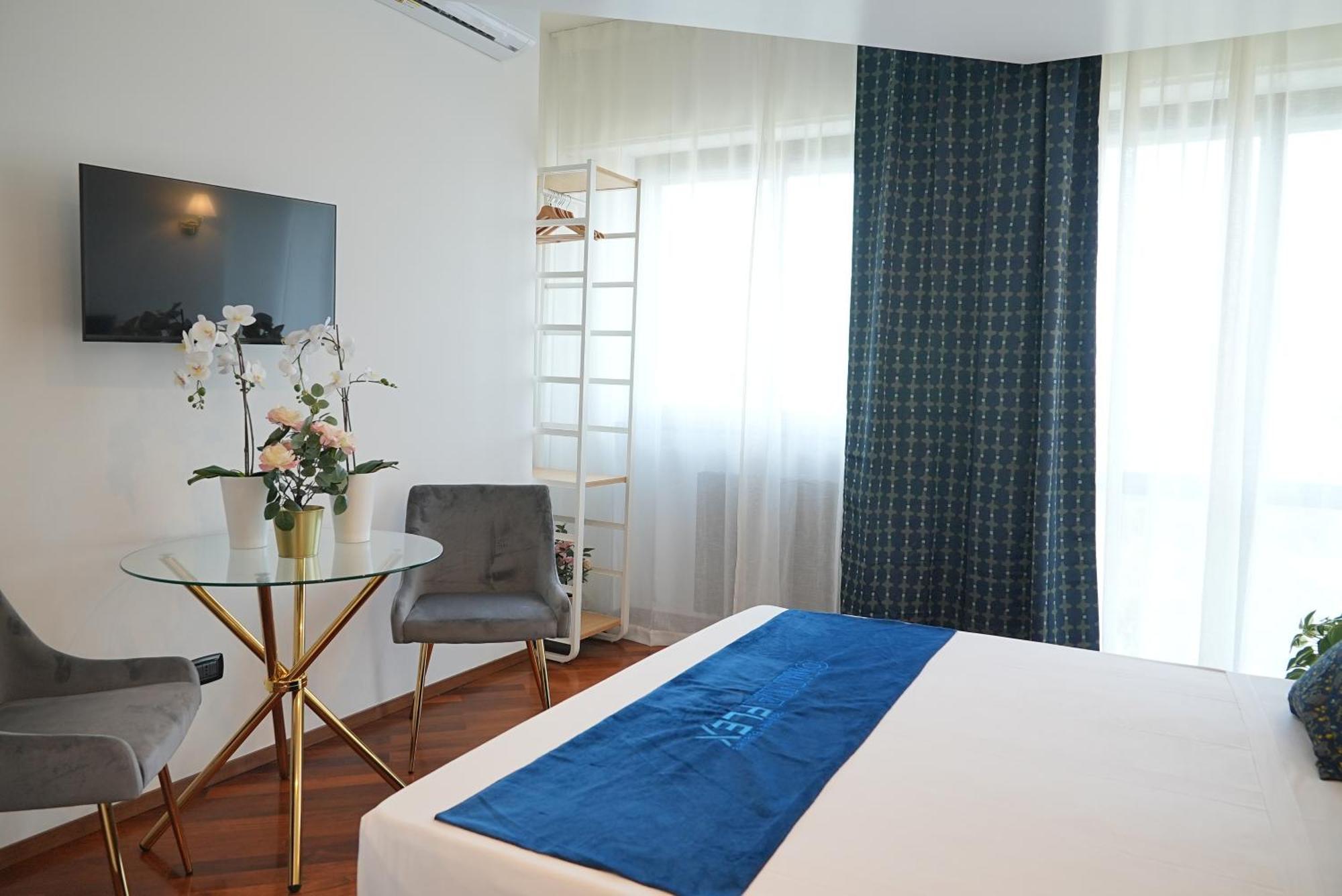 & Premium - Centro - Stazione Bari