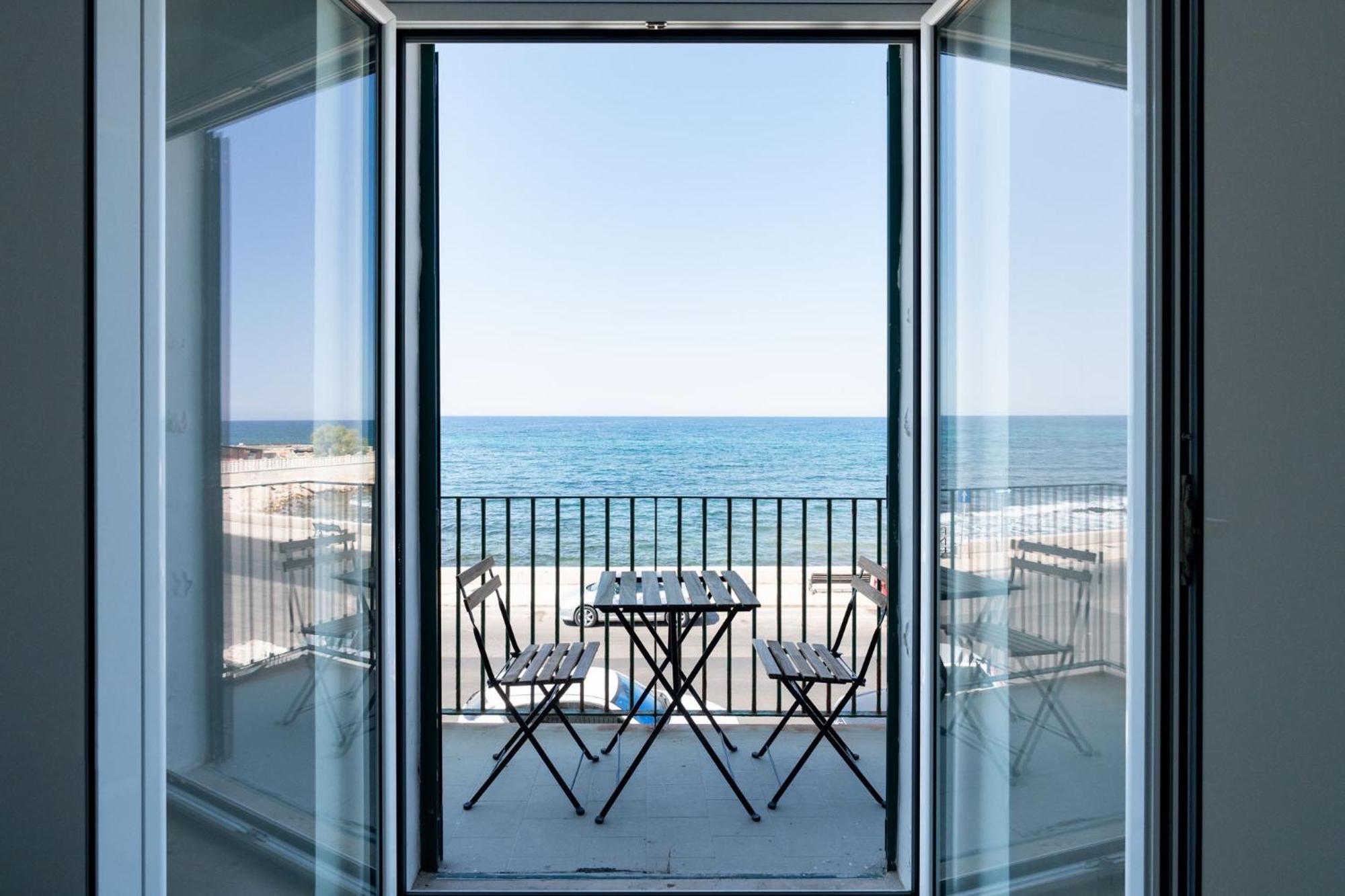 The Sea Outside By Wonderful Italy Apartment Bari