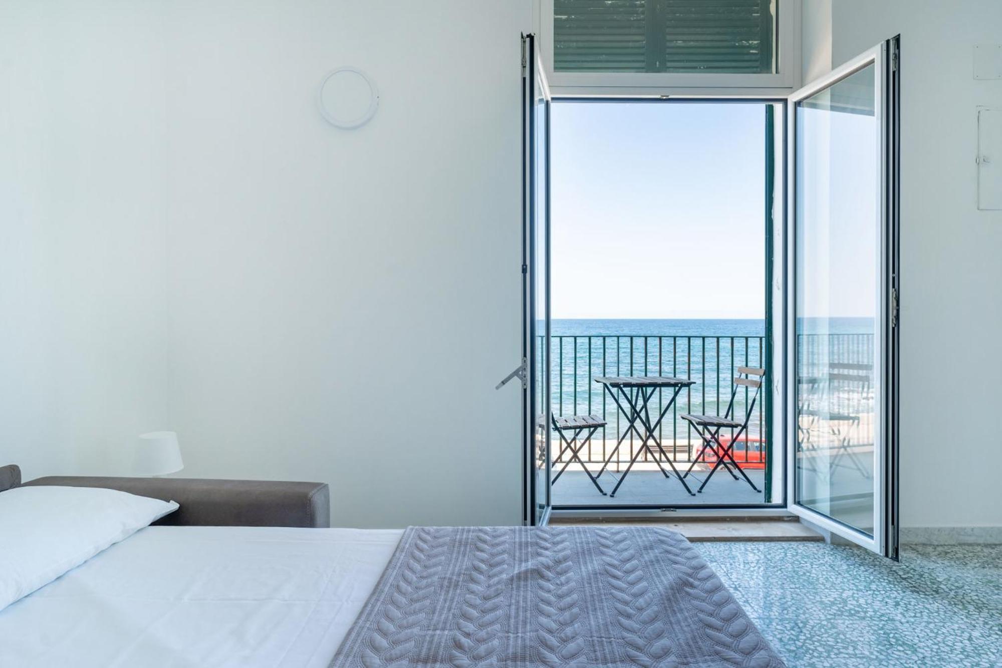 The Sea Outside By Wonderful Italy Apartment Bari
