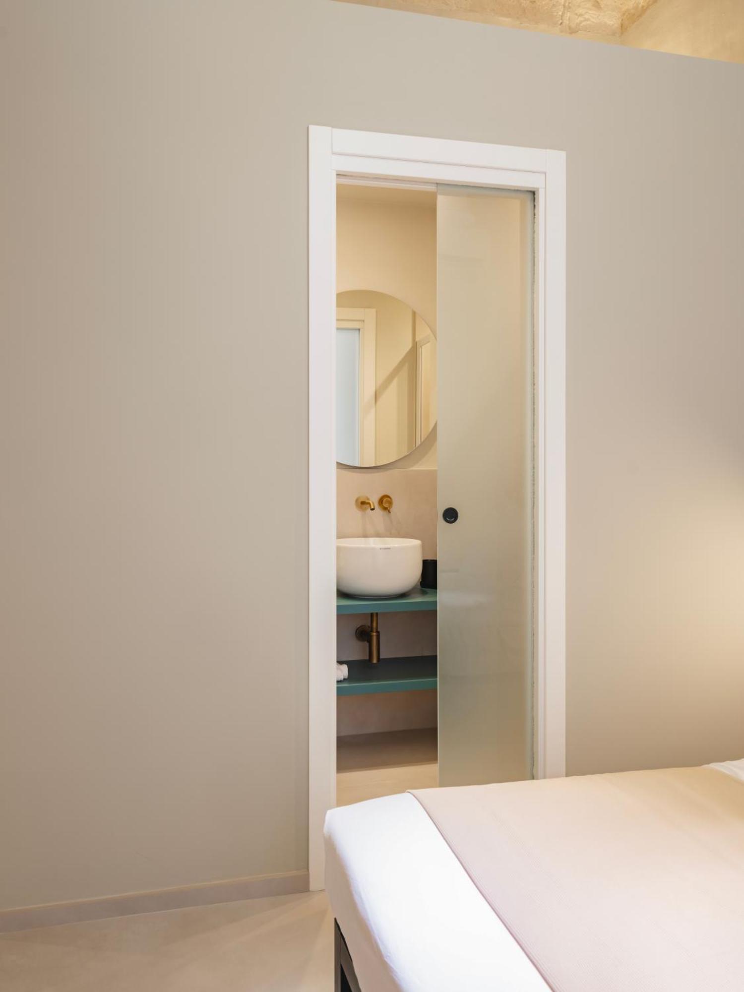 Almica24 Guest house Bari