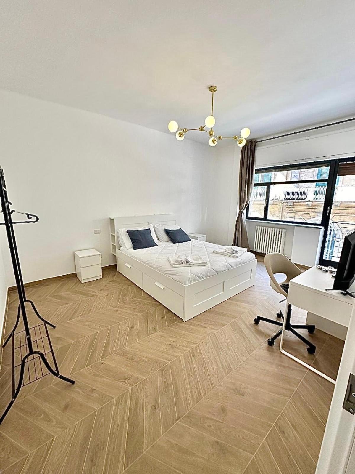 Dante 262 Apartment *