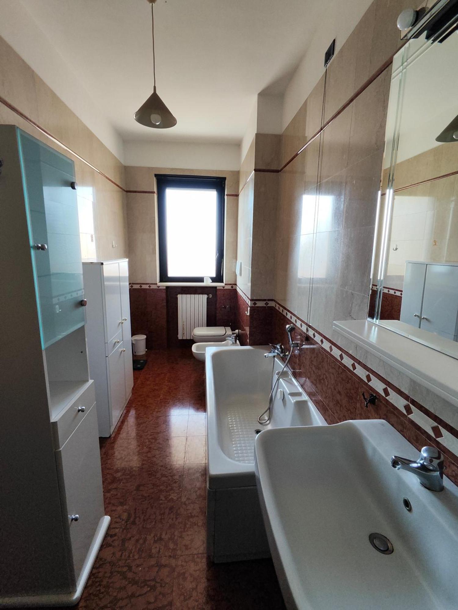 House Of Games, Relax And Fun Bari