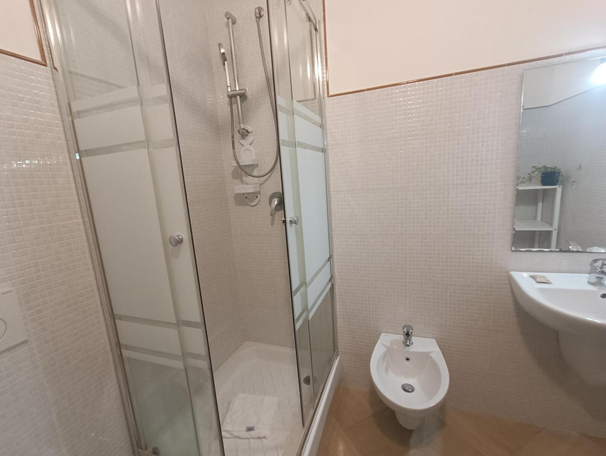 4rooms Station House * Bari