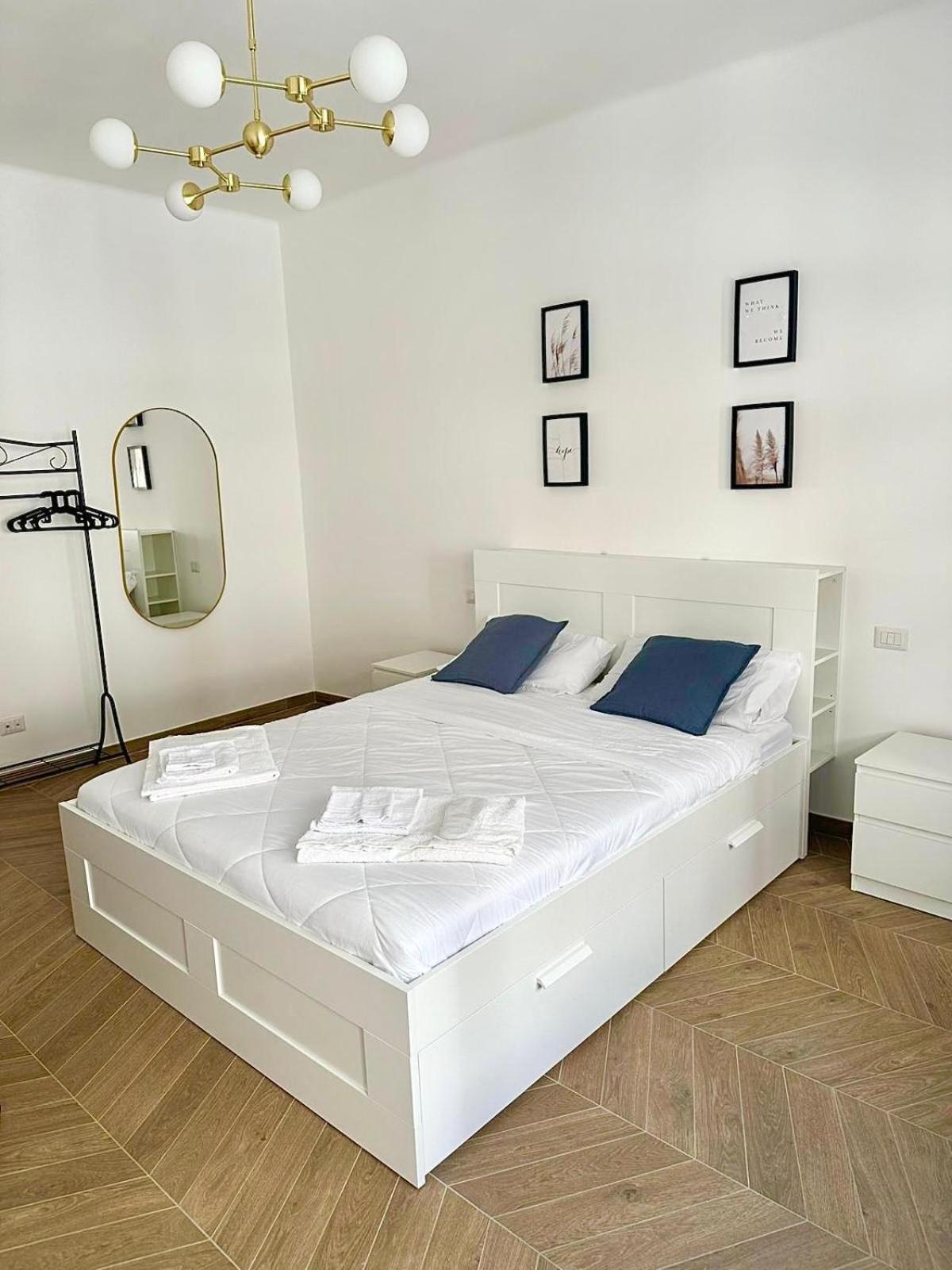 Dante 262 Apartment