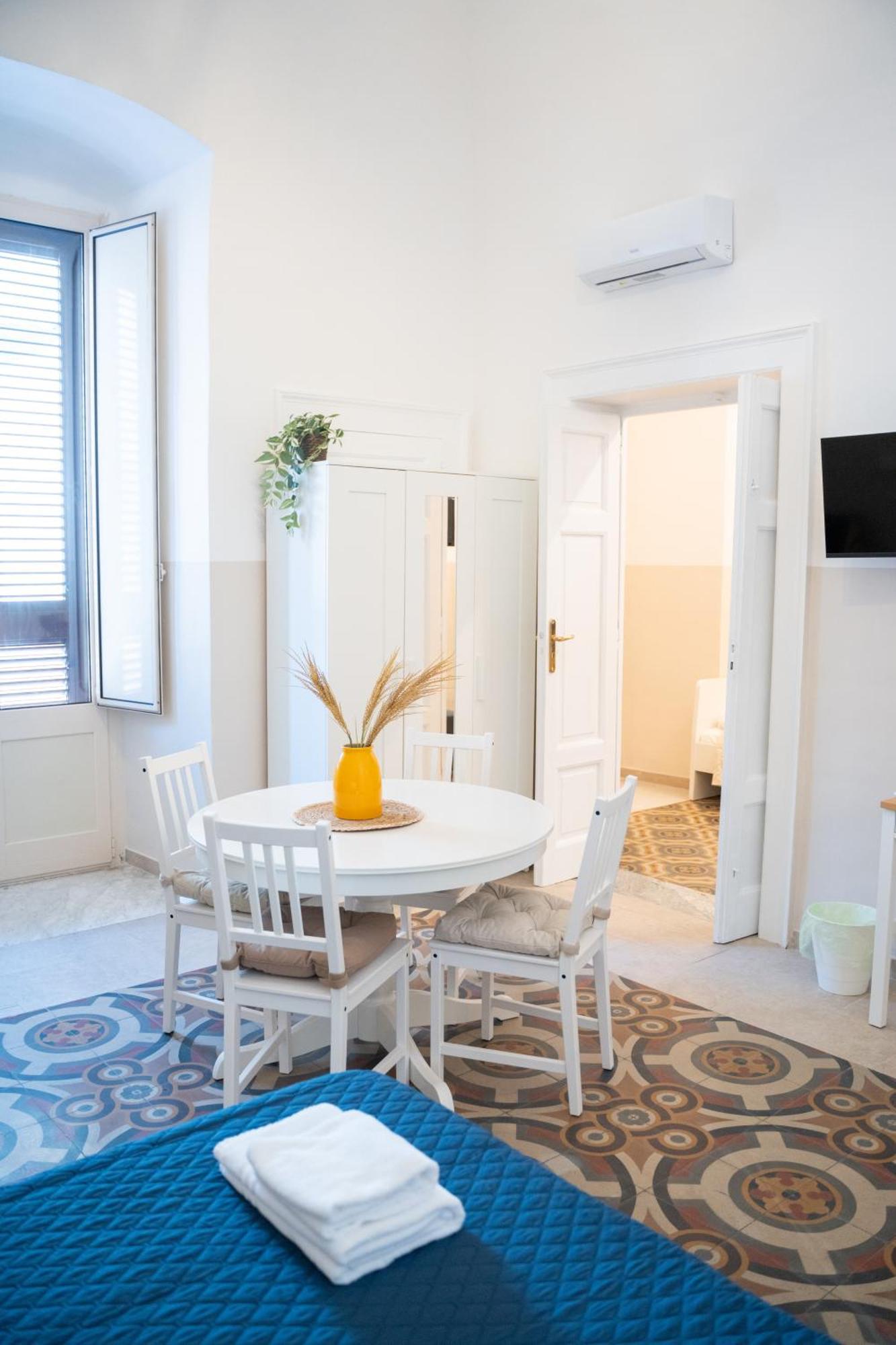 Bed & Breakfast Principe Amedeo 93