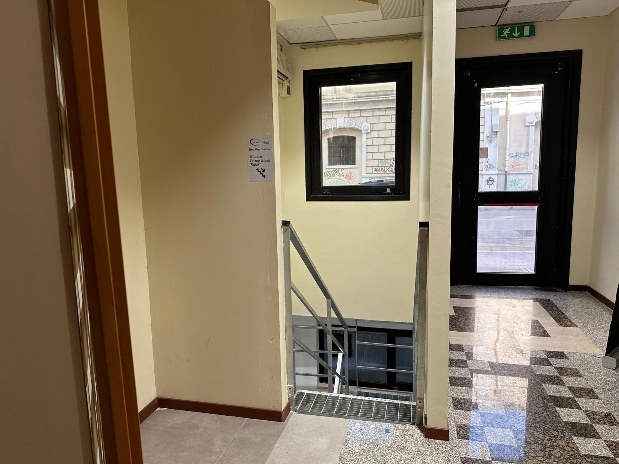 Cconforthotels Host Hostel Bari