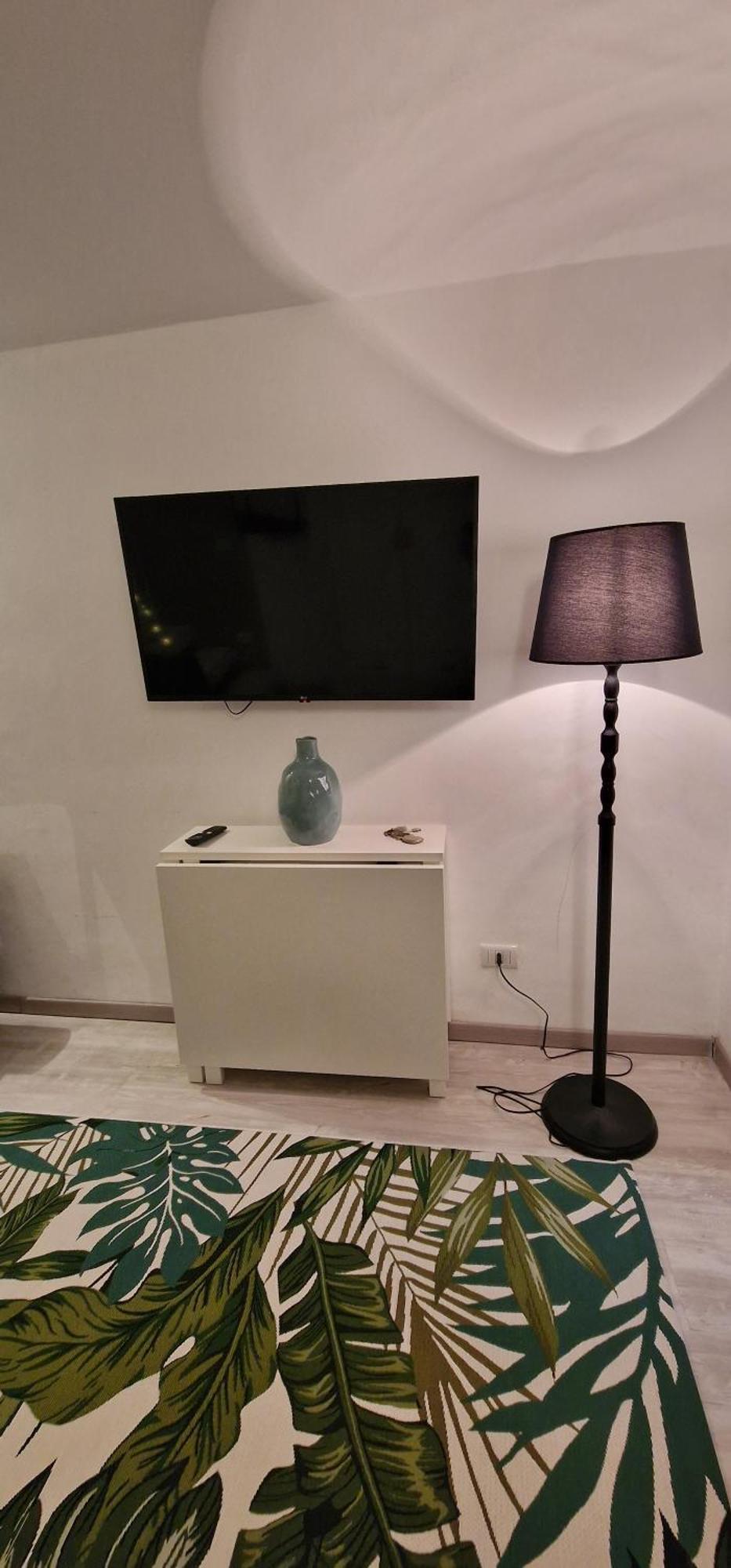Di Paola Via Crisanzio Apartment