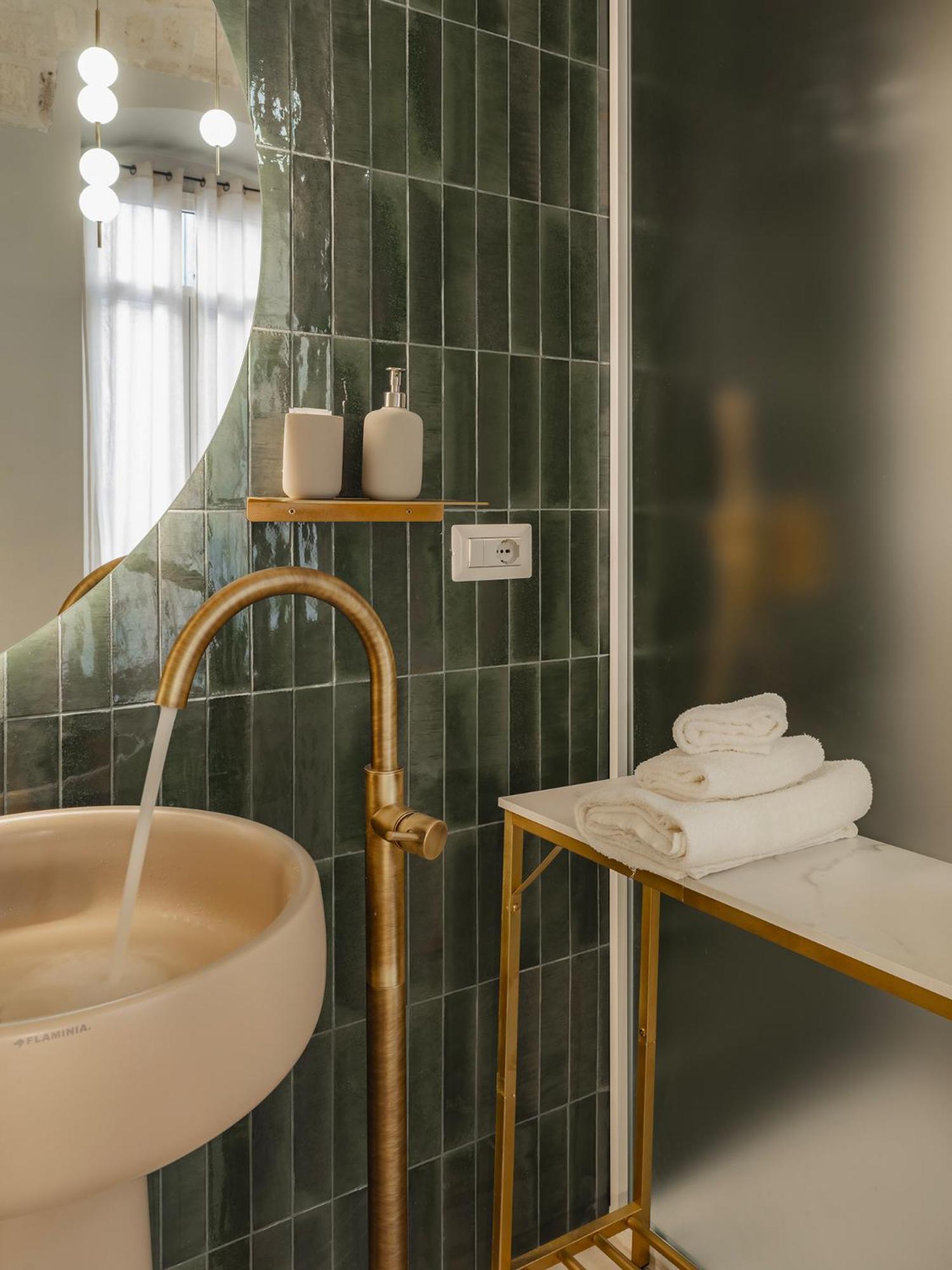 Almica24 Guest house Bari